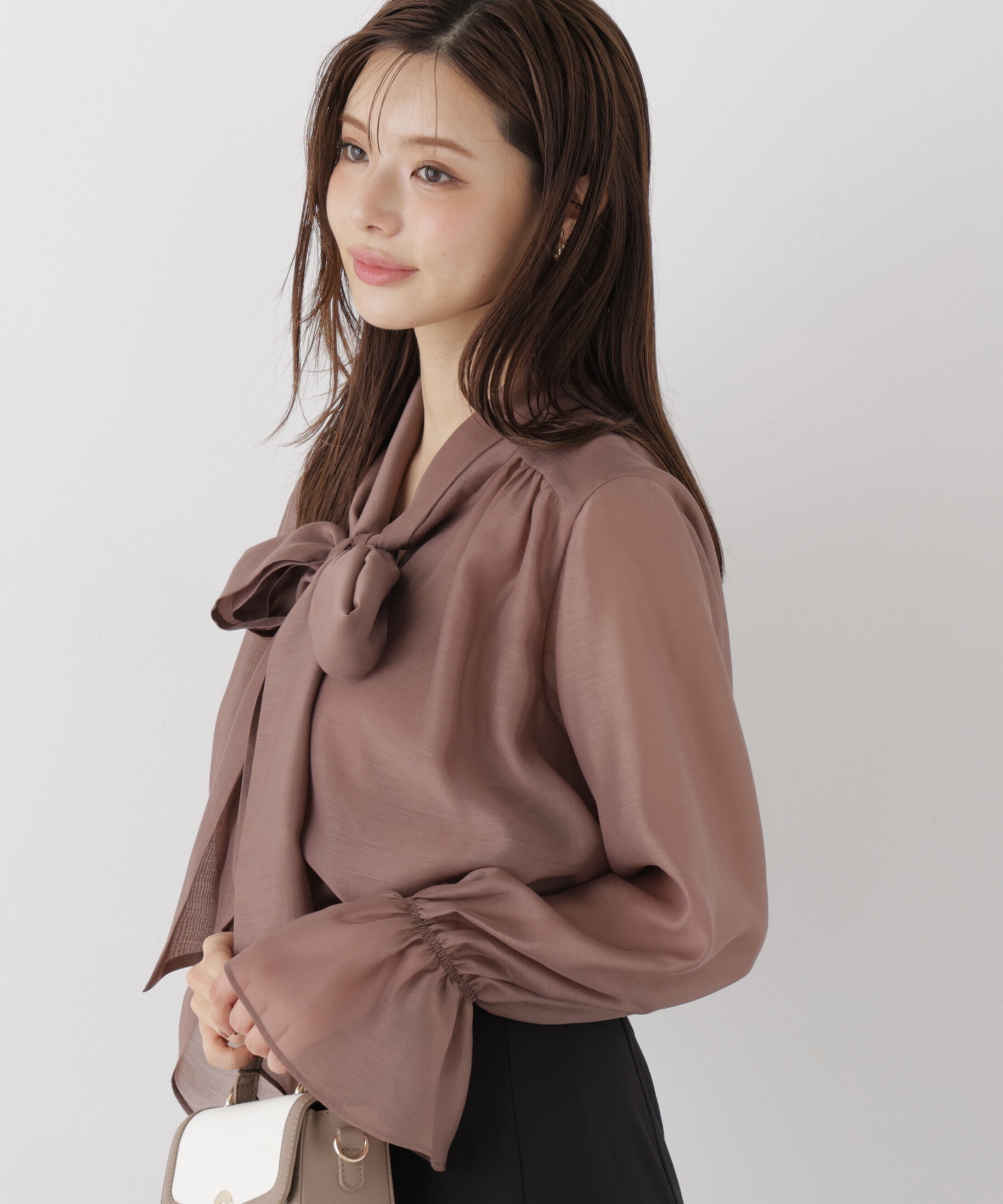 PROPORTION BODY DRESSING「ビッグリボンブラウス」|シャツ・ブラウス|モカ1