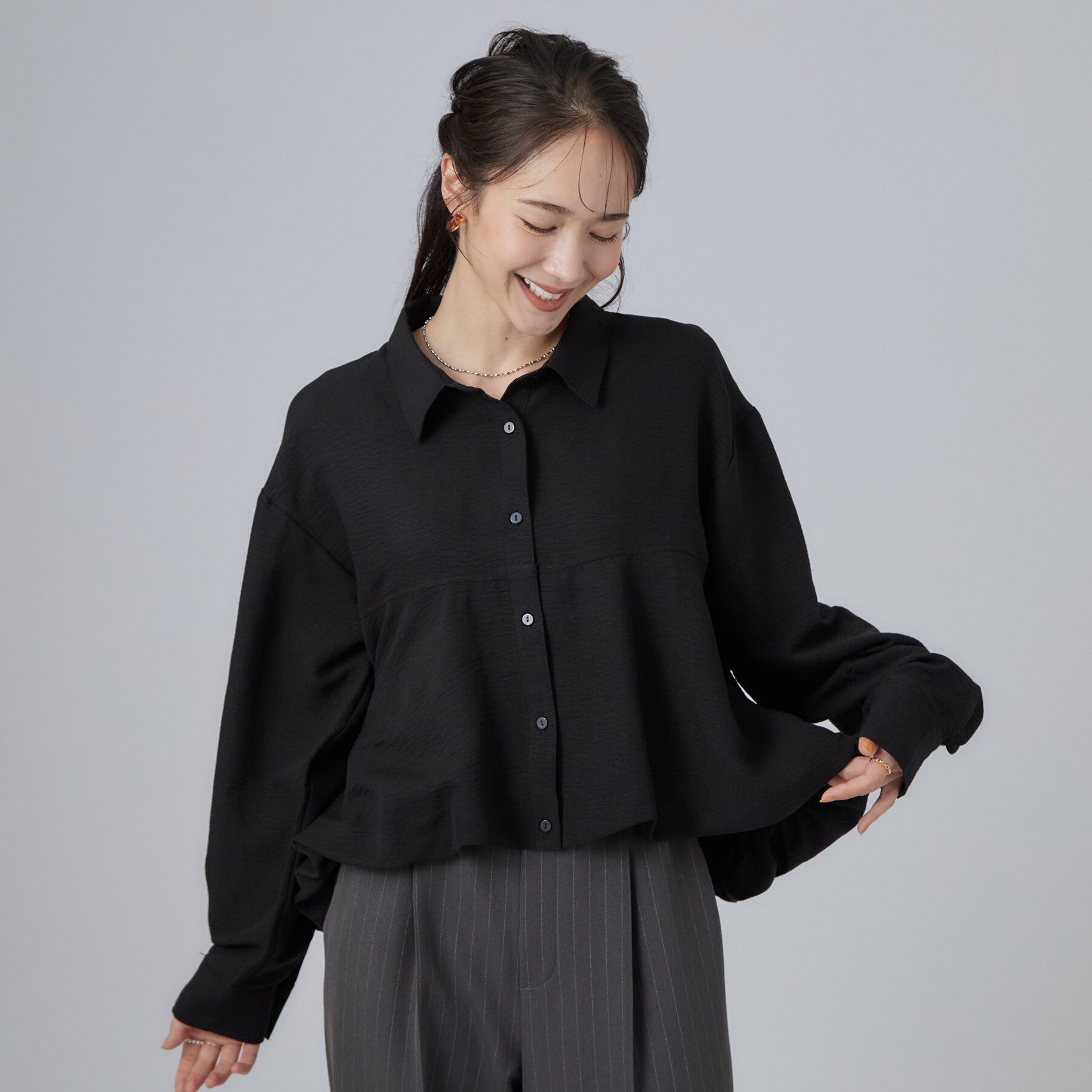 SHOO･LA･RUE「【S-LL/洗濯機可】インせず即こなれる 裾バルーンシャツ」|シャツ・ブラウス|