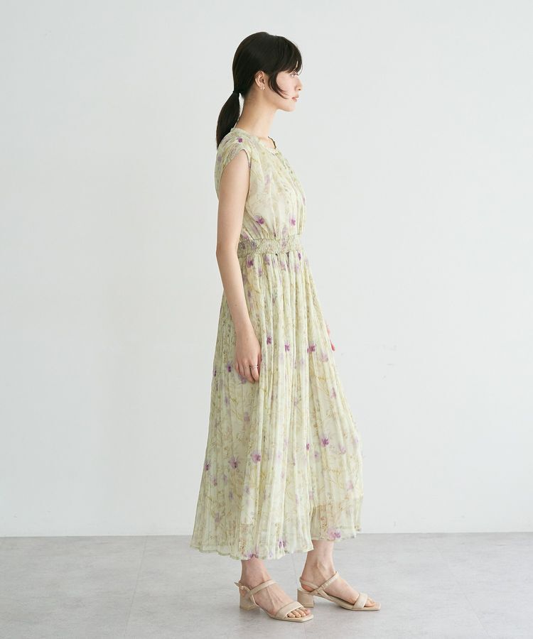 YECCA VECCA「シアー花柄プリーツワンピース」|ワンピース|