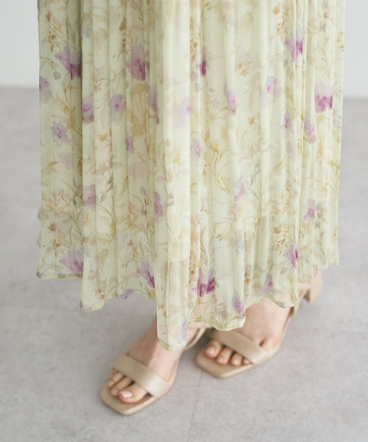 YECCA VECCA「シアー花柄プリーツワンピース」|ワンピース|
