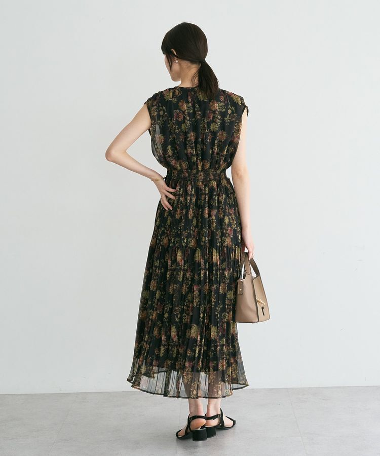 YECCA VECCA「シアー花柄プリーツワンピース」|ワンピース|