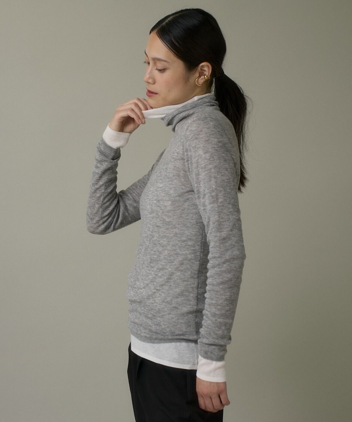 DAY by DAY it&rsquo;s international「ハイネックニットプルオーバー《Melty air wool》」|ニット・セーター|グレー1