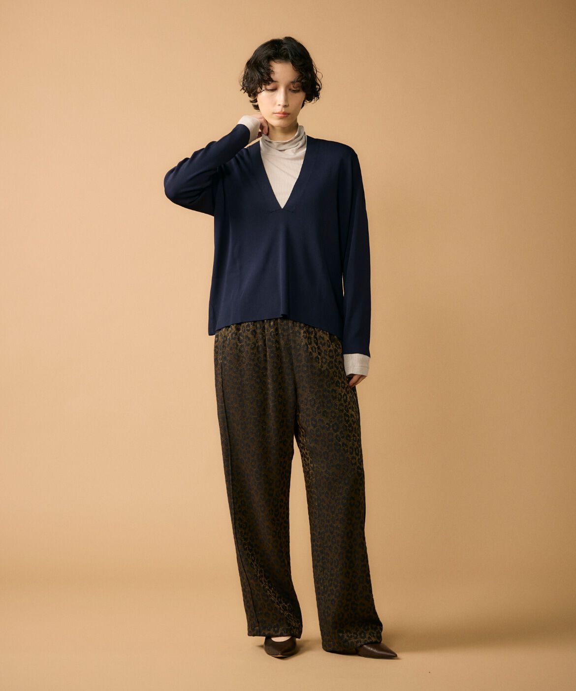 Le Souk「《大きいサイズ》Vネックニットプルオーバー」|ニット・セーター|