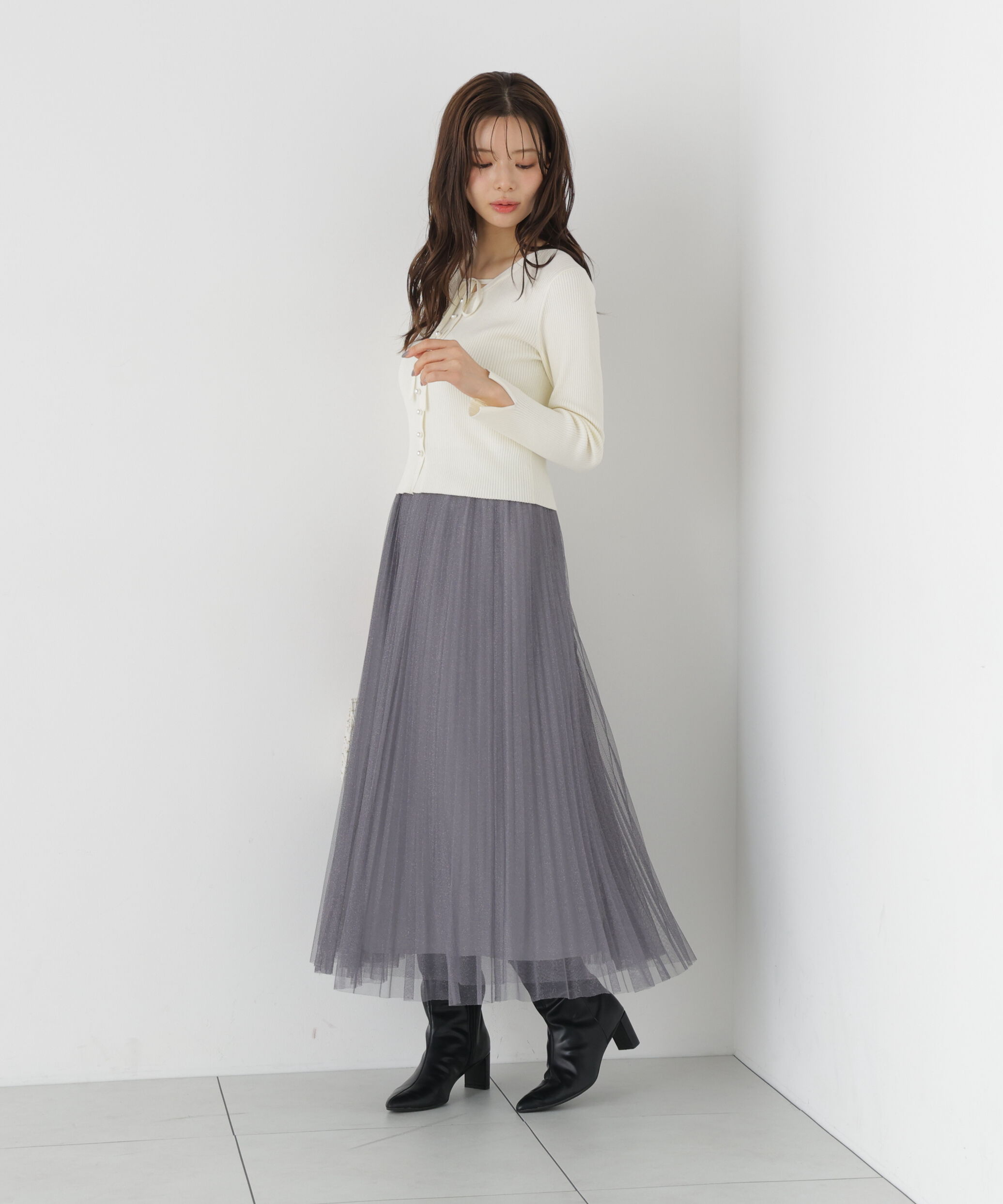 PROPORTION BODY DRESSING「《EDIT COLOGNE》ラメプリーツスカート26SS」|スカート|チャコール2