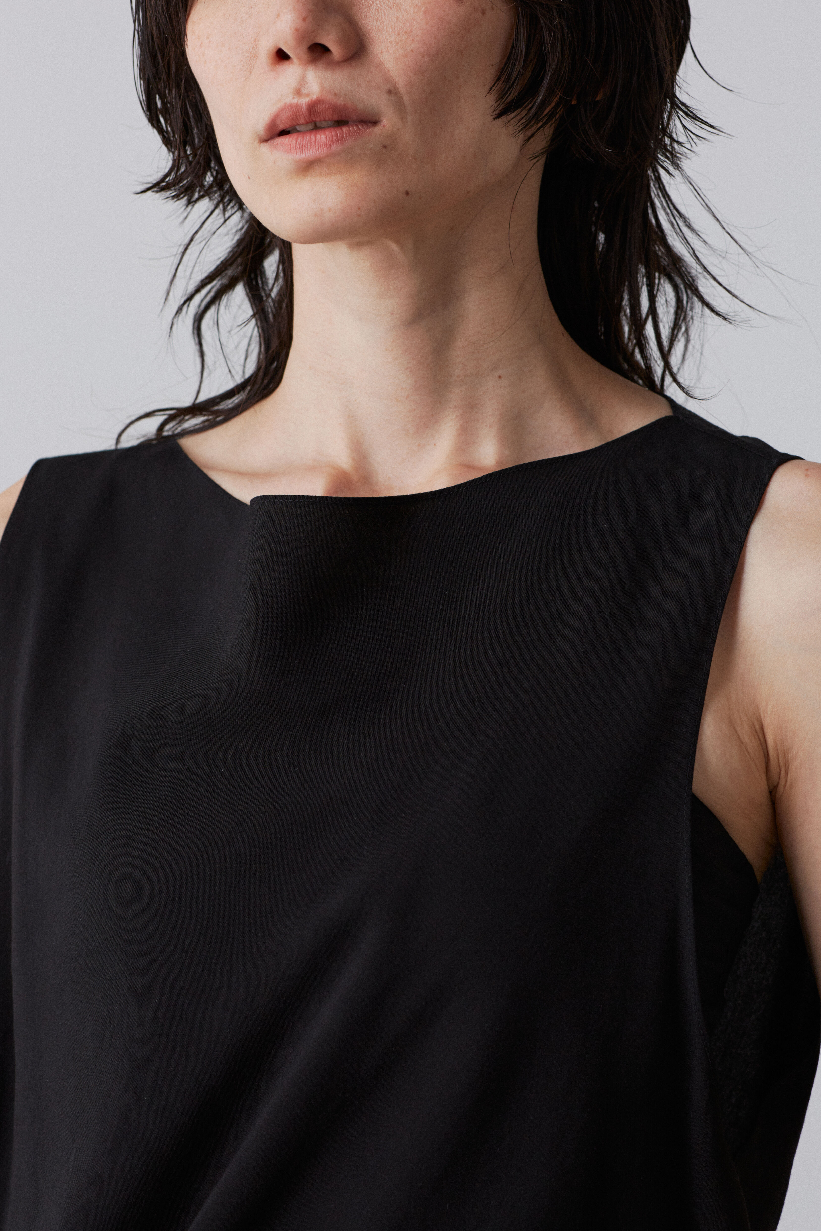 YLEVE 「YLEVE / TENCEL GATHER ONE PIECE」|ワンピース|
