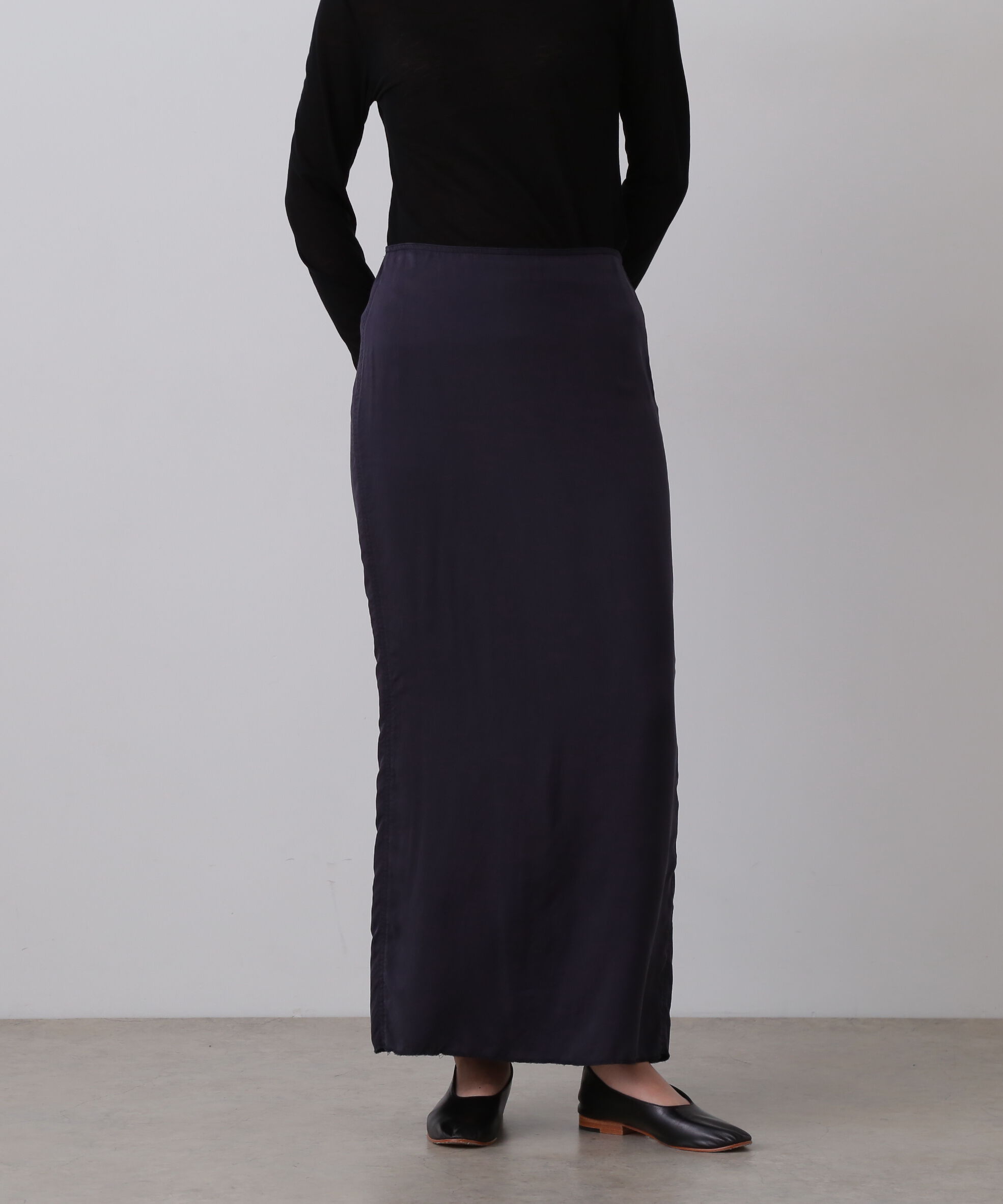YLEVE 「YLEVE / CUPRA TWILL GARMANT DYE SKIRT」|スカート|