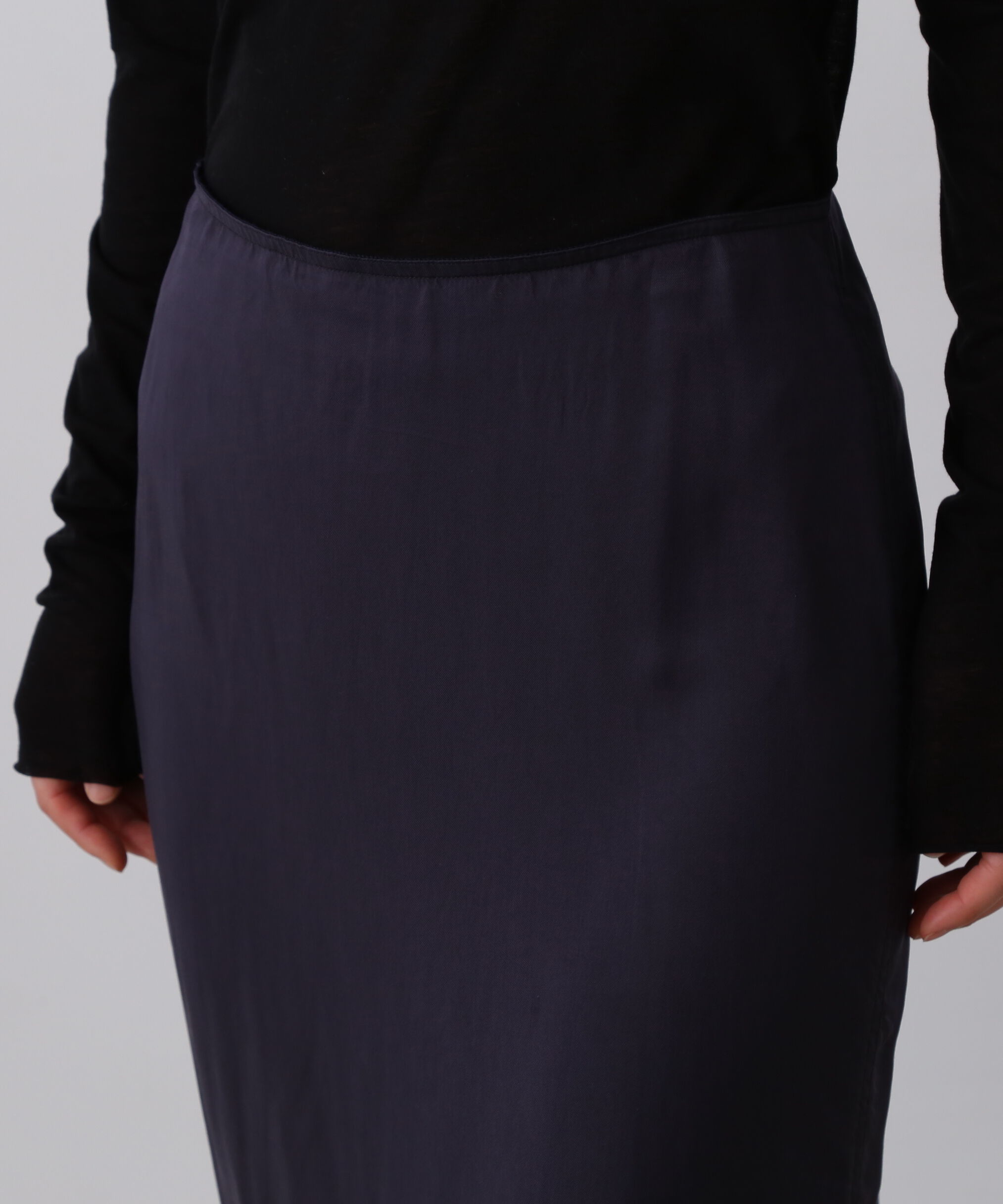 YLEVE 「YLEVE / CUPRA TWILL GARMANT DYE SKIRT」|スカート|