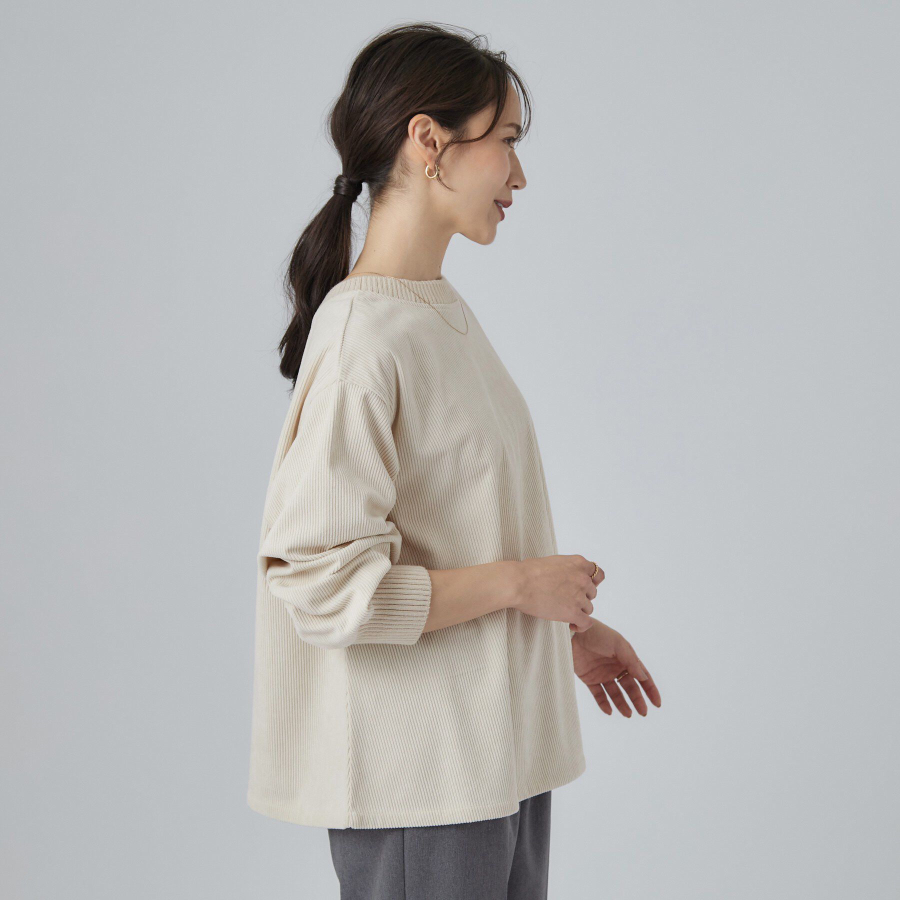 SHOO･LA･RUE「コーデの幅が広がる！コーデュロイ2WAYプルオーバー」|Tシャツ・カットソー|