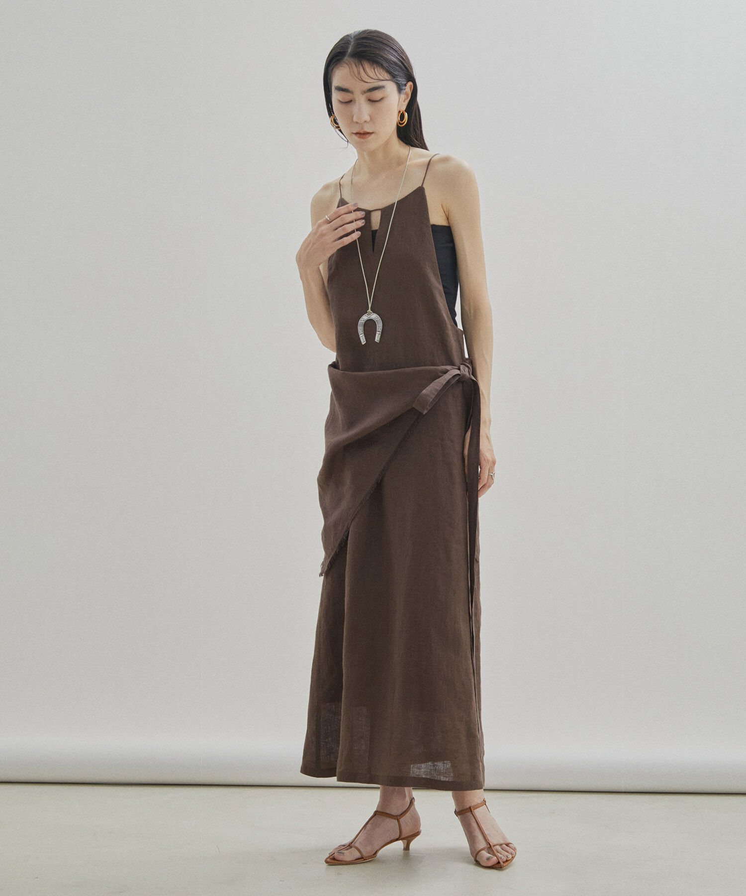 SALON adam et rope'「【洗える】ノルマンディリネンマルチウェイカーチフ/麻」|ストール|