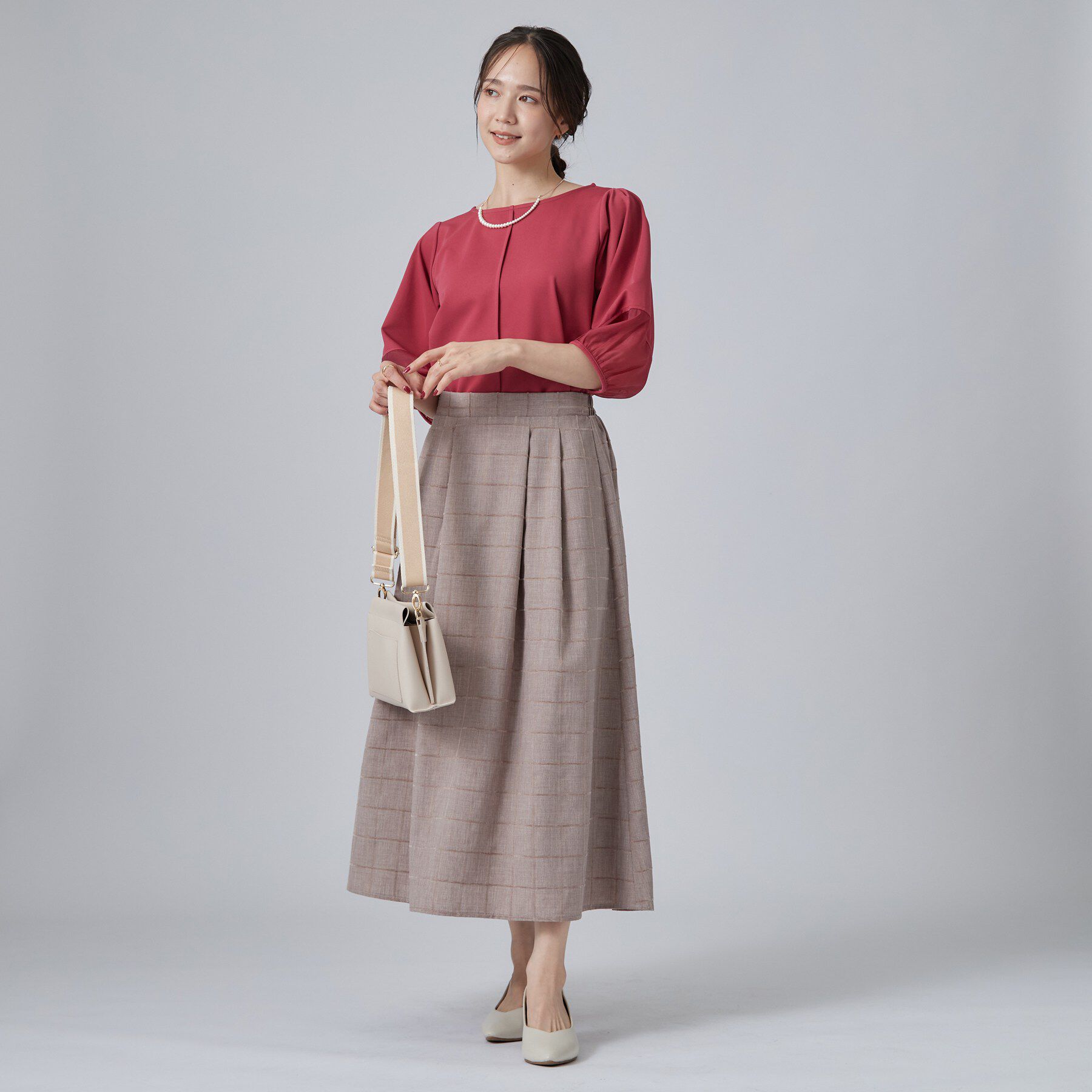 SHOO･LA･RUE「【洗濯機可/S-LL】 大人のシアー感 お袖切り替えラウンドネックトップス」|Tシャツ・カットソー|