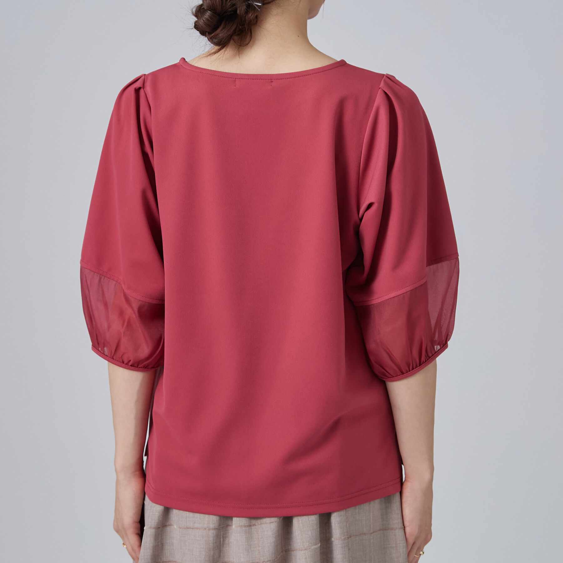 SHOO･LA･RUE「【洗濯機可/S-LL】 大人のシアー感 お袖切り替えラウンドネックトップス」|Tシャツ・カットソー|