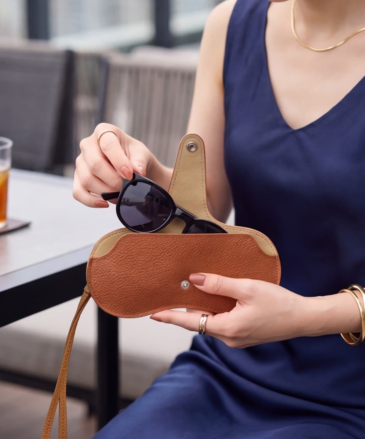 STYLE DELI「【DELI by】ネックストラップ付きリアルレザーサングラスケース」|その他|ライトブラウン