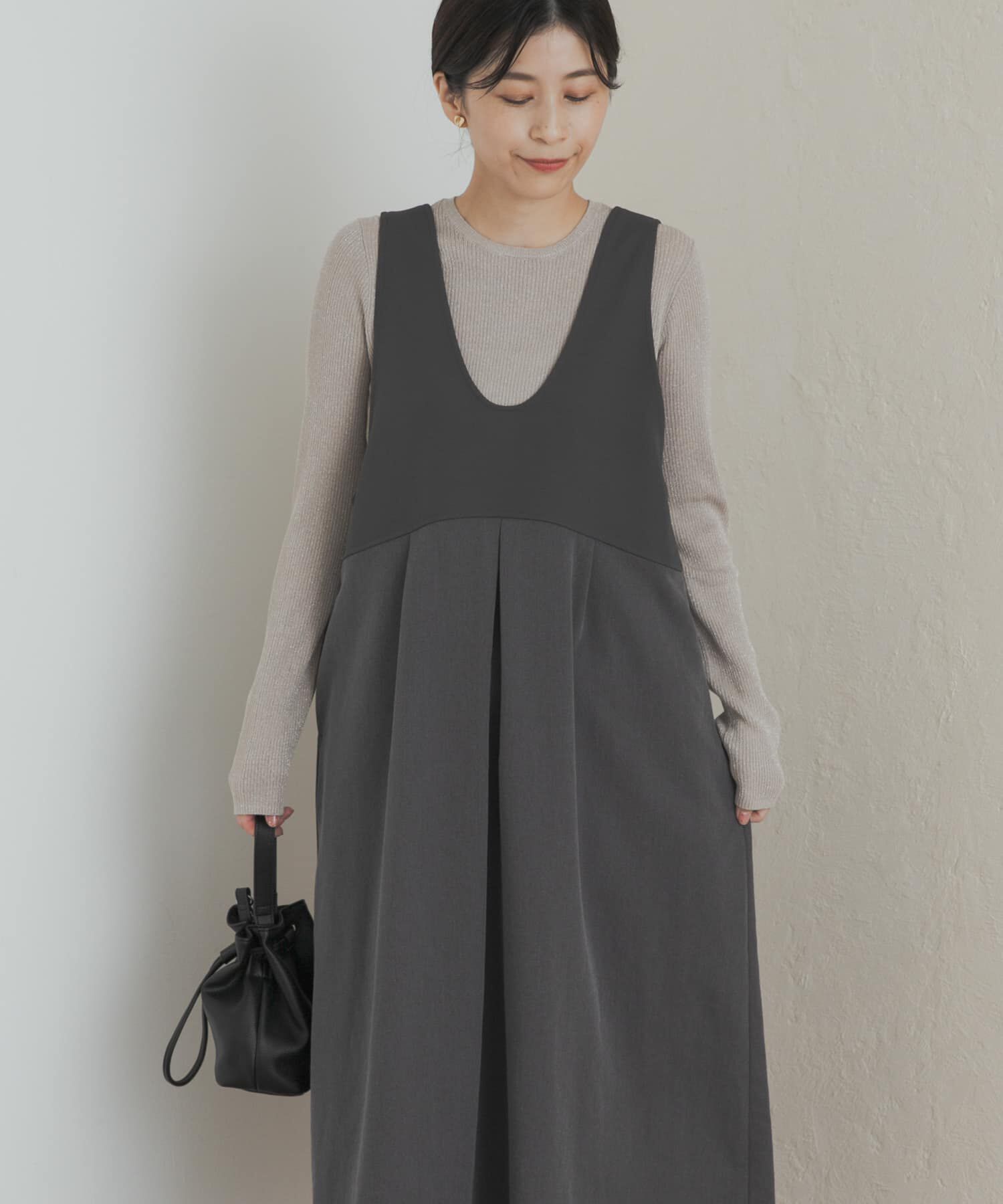 URBAN RESEARCH DOORS「深Uネック切替ジャンパースカート」|ワンピース|