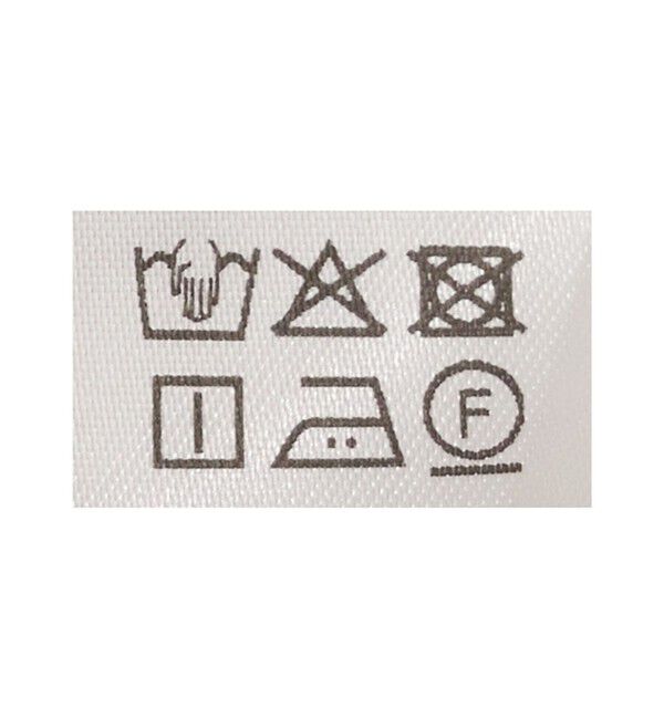 UNITED ARROWS「パールライク ボタン タック フレア ブラウス」|シャツ・ブラウス|