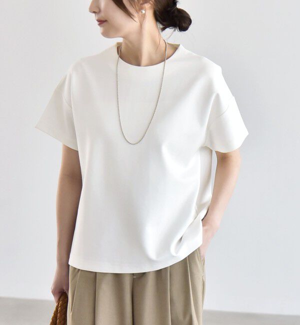 quaranciel「quaranciel:〈洗濯機可能〉ライト ポンチ バック ボタン ショートスリーブ TEE」|Tシャツ・カットソー|オフホワイト
