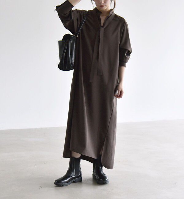 quaranciel「《予約》〈洗濯機可能〉スタンドカラー リボンタイ スキッパー ボリューム ロング ワンピース」|ワンピース|