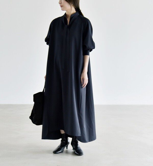quaranciel「《予約》〈洗濯機可能〉スタンドカラー リボンタイ スキッパー ボリューム ロング ワンピース」|ワンピース|