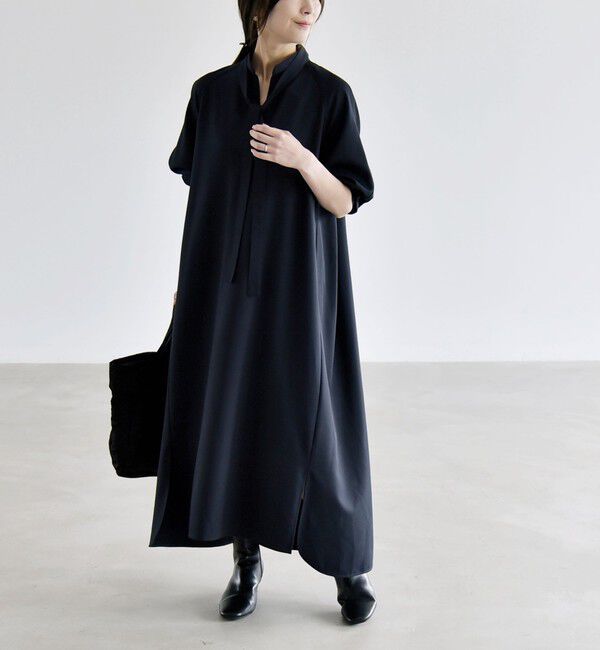 quaranciel「《予約》〈洗濯機可能〉スタンドカラー リボンタイ スキッパー ボリューム ロング ワンピース」|ワンピース|