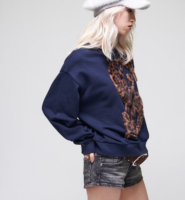  「【26AW LOOK掲載品番】【Sourcream】$ロゴファースウェット」|Tシャツ・カットソー|