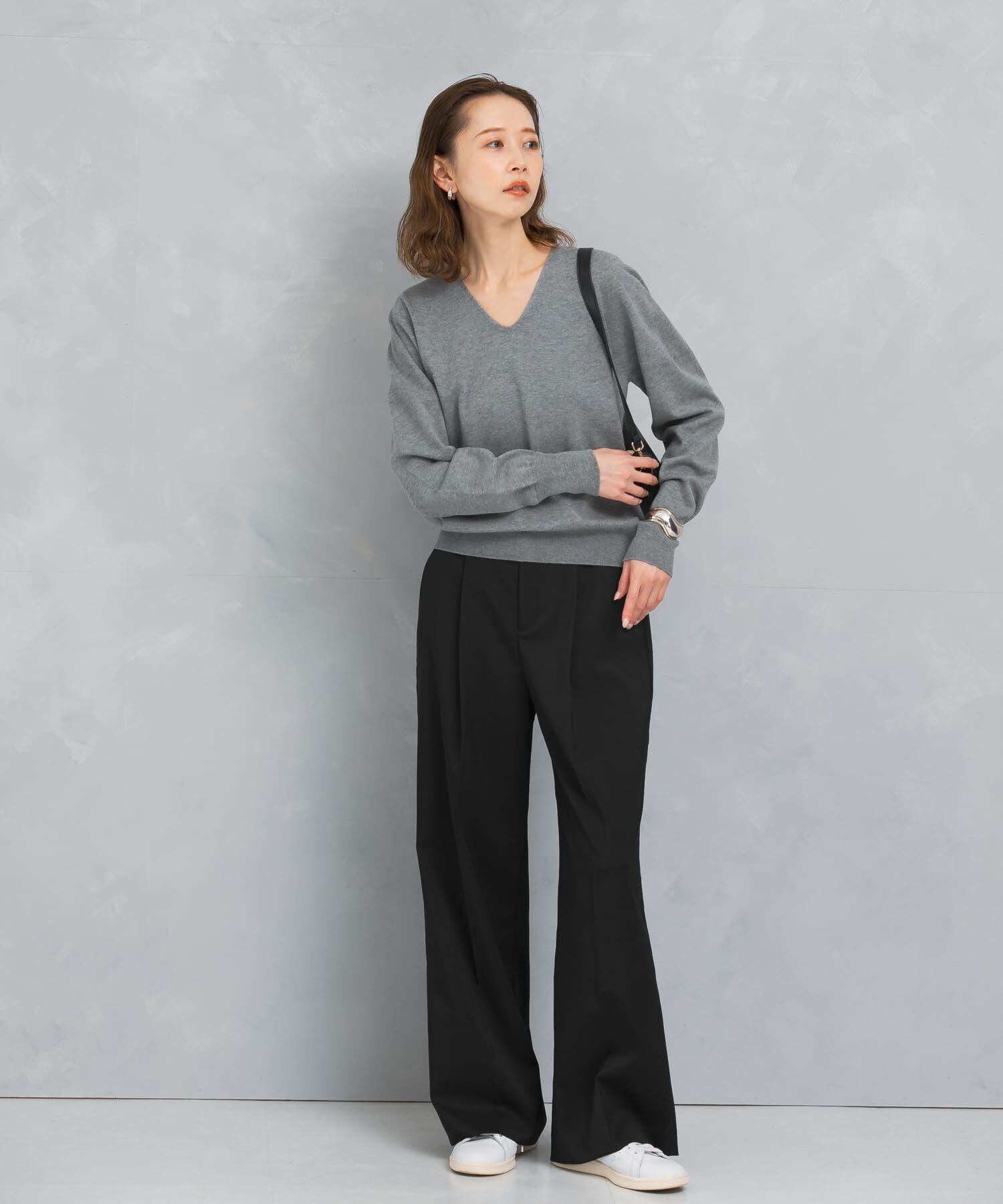 URBAN RESEARCH ROSSO「アンチピリングVネックシームレスニット」|ニット・セーター|