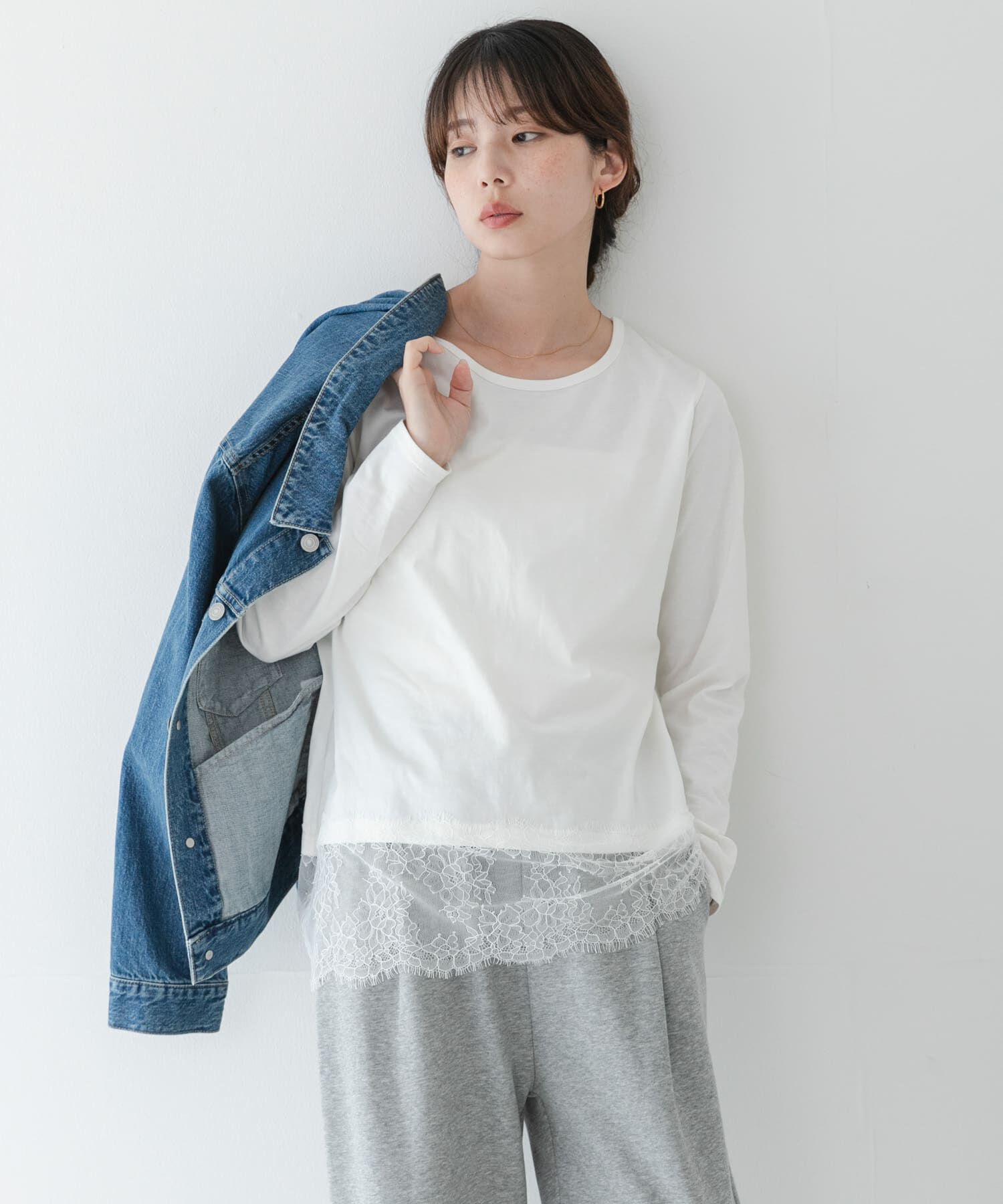 Sonny Label 「『WEB限定』ルーズフィットレースヘムロングTシャツ」|Tシャツ・カットソー|