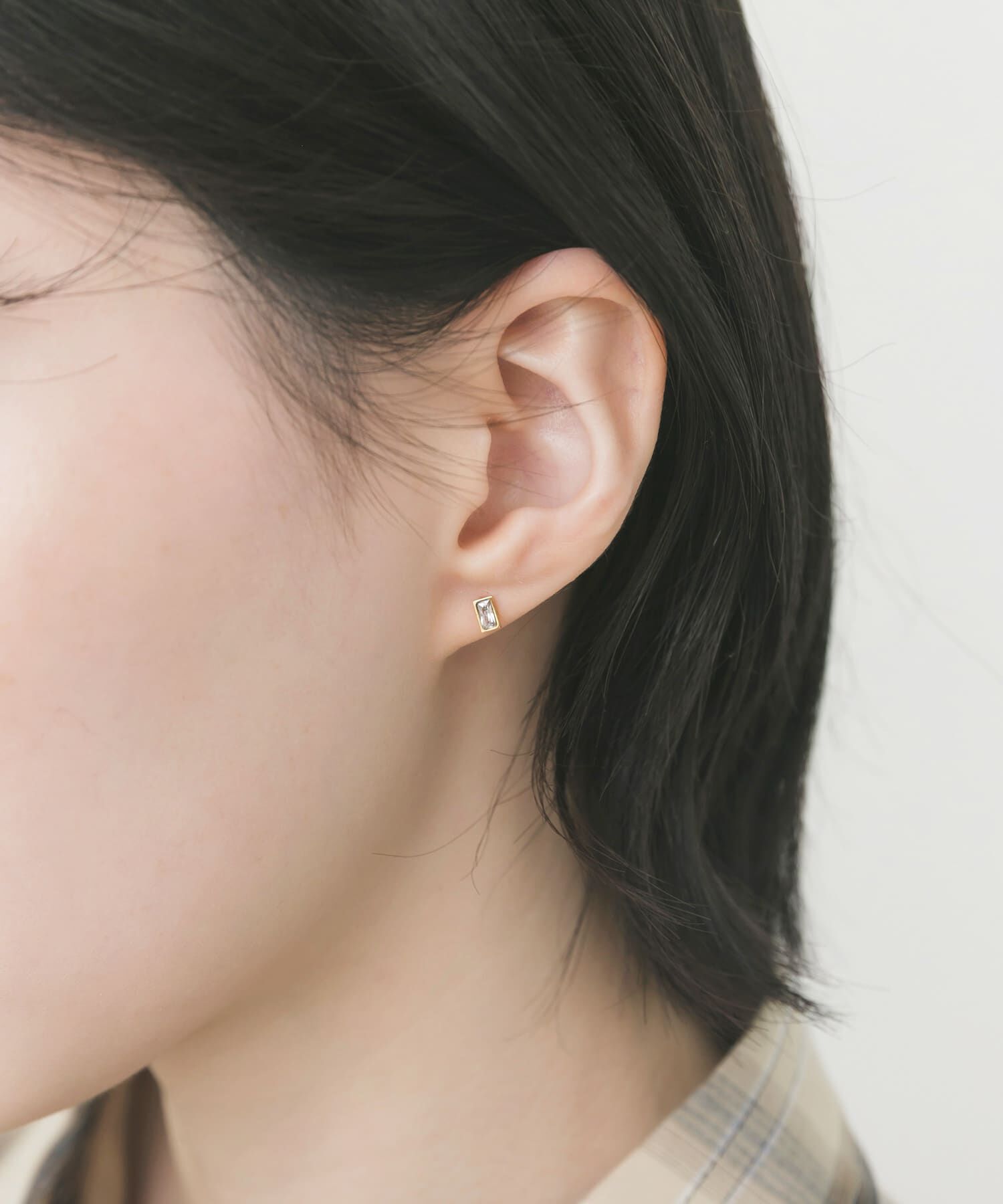 SMELLY「ステンレスレクタングルプチビジューピアス」|ピアス|