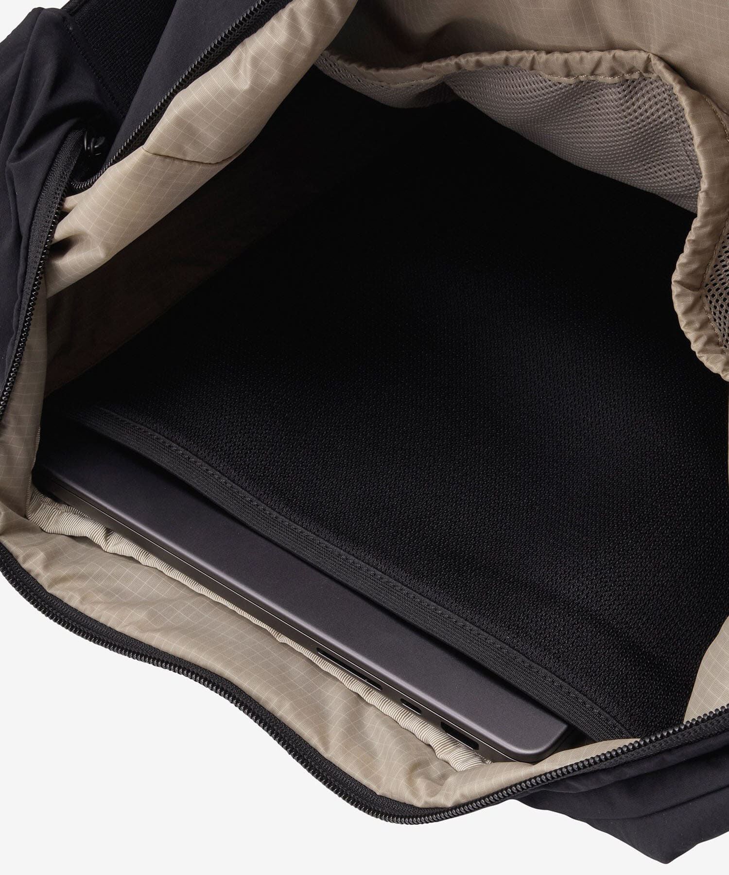 URBAN RESEARCH DOORS「THE NORTH FACE　FICUS SHOULDER」|ショルダー・メッセンジャー|