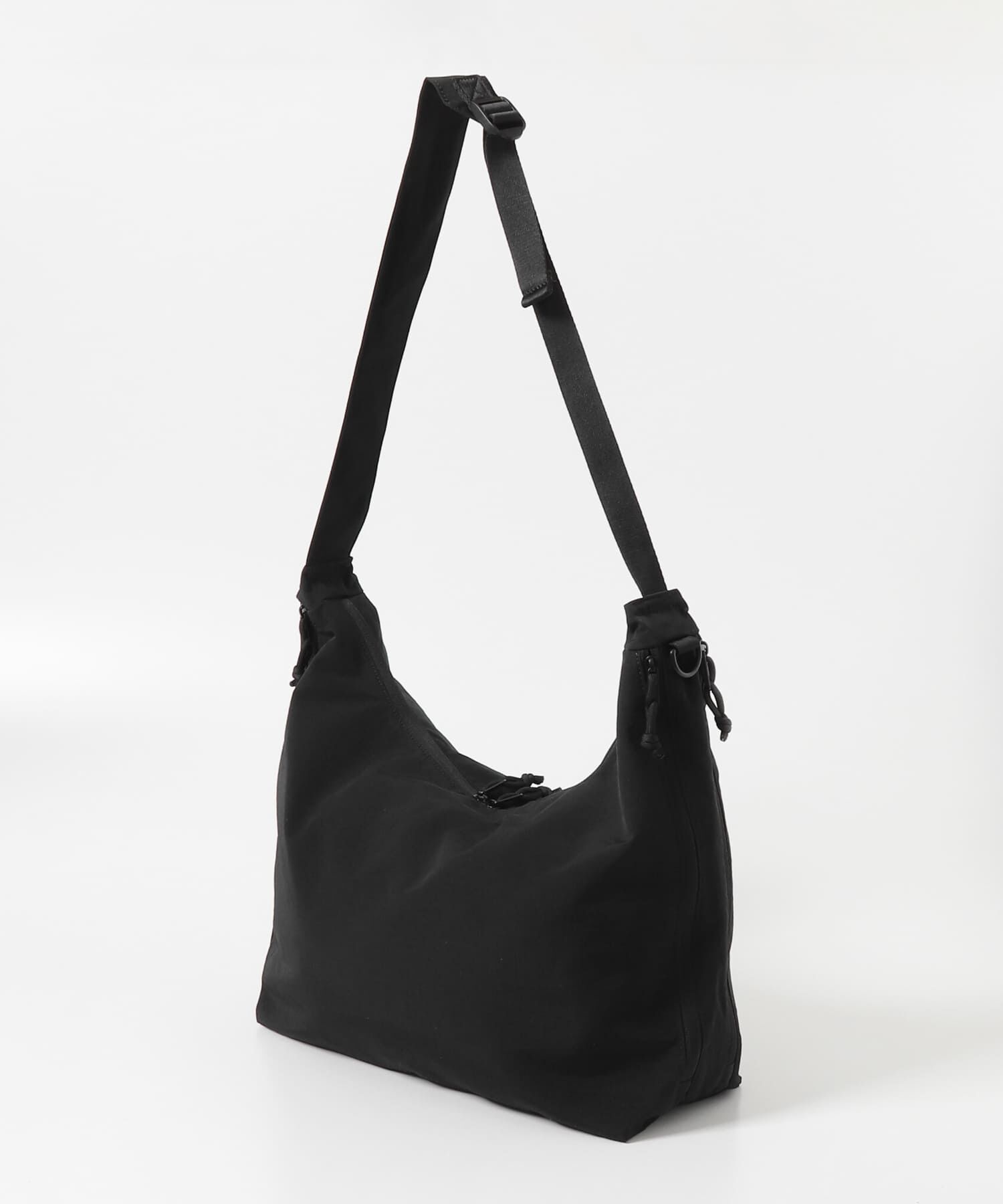 URBAN RESEARCH DOORS「撥水MULTIPOCKET SHOULDER」|ショルダー・メッセンジャー|