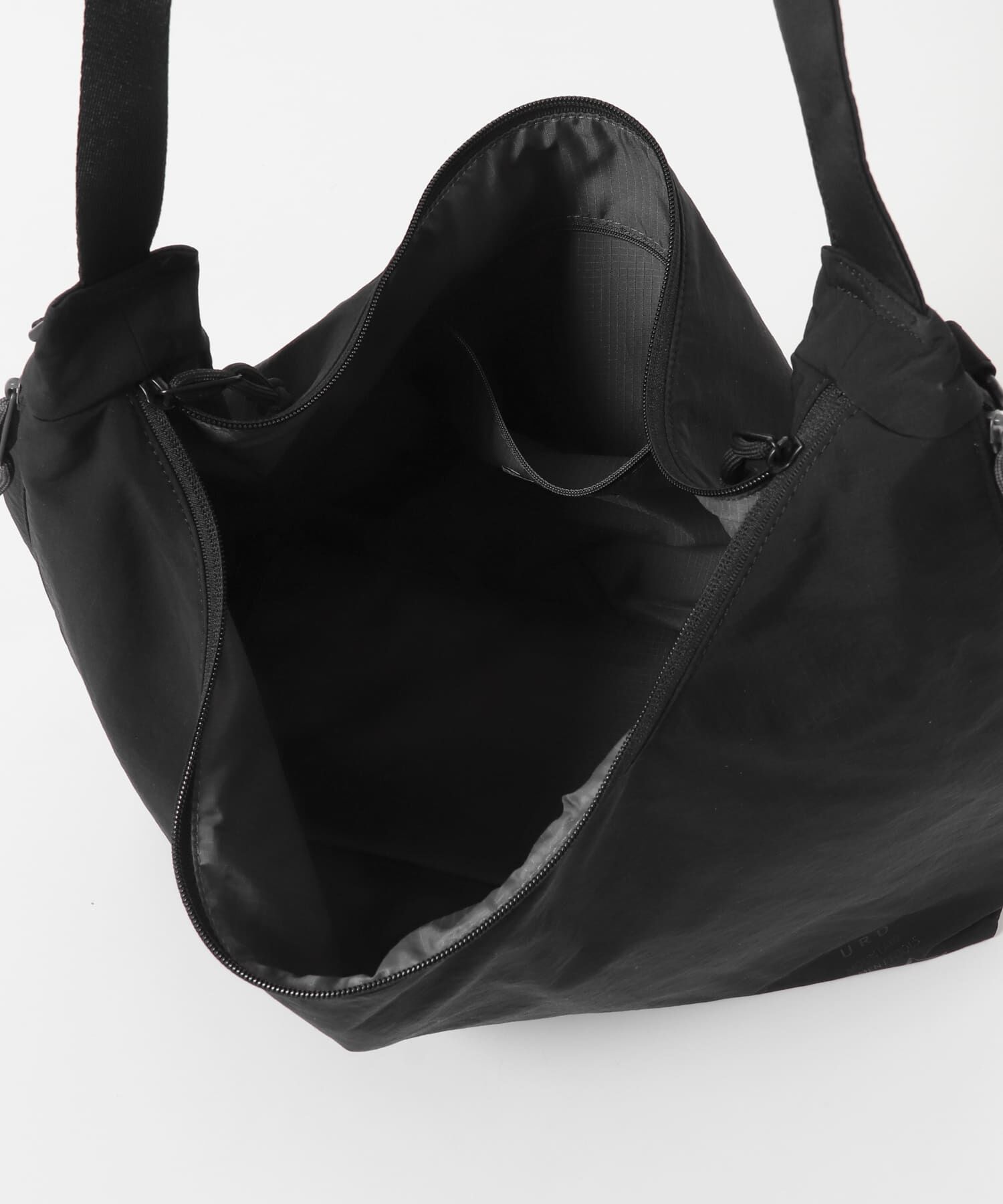URBAN RESEARCH DOORS「撥水MULTIPOCKET SHOULDER」|ショルダー・メッセンジャー|