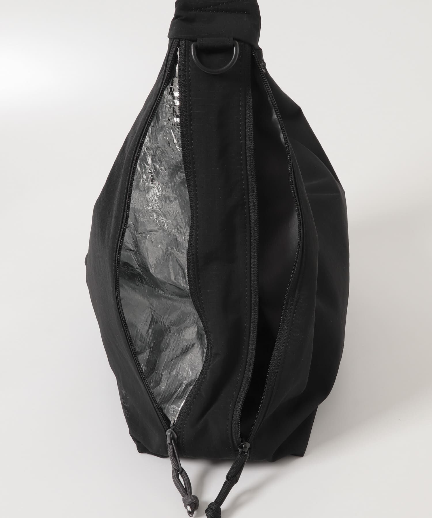 URBAN RESEARCH DOORS「撥水MULTIPOCKET SHOULDER」|ショルダー・メッセンジャー|