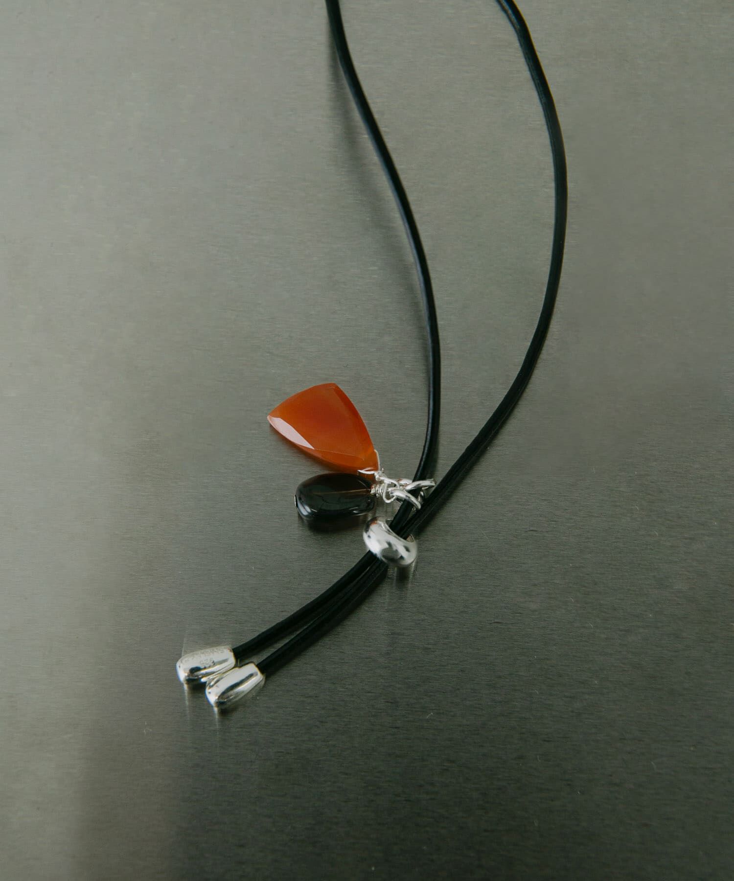 SMELLY「SMELLY so&rsquo;　duo stone cord bracelet」|ブレスレット・バングル|