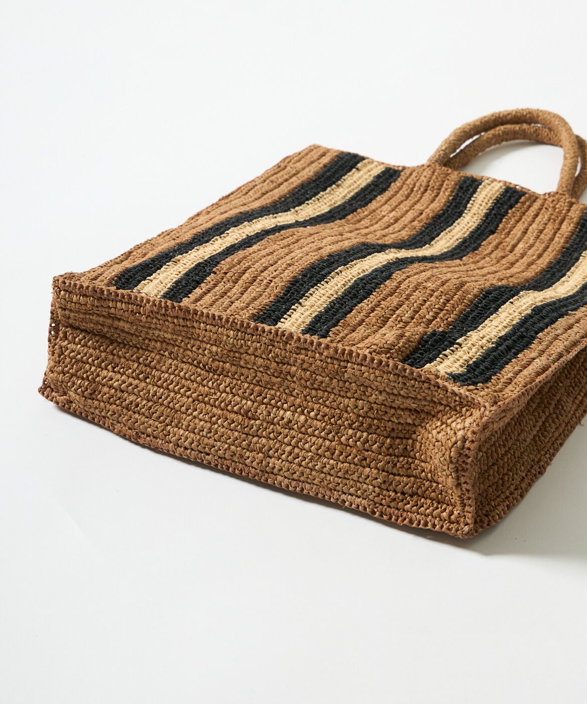 INED「《FAVORITE》ラフィアストライプバッグ AIRO《Camalya》」|かごバッグ|