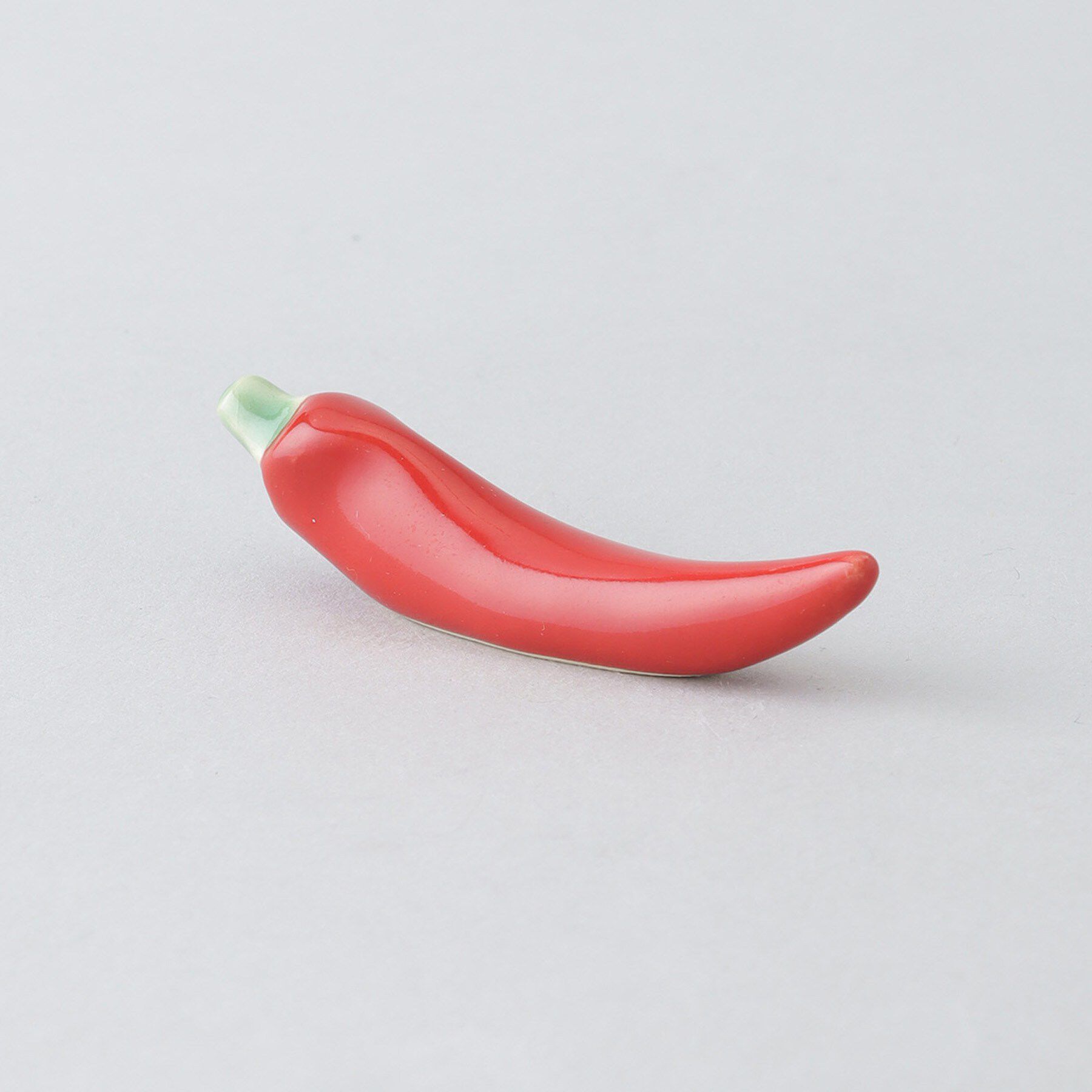 212 KITCHEN STORE「◆イホシロ窯 とうがらし赤箸置き」|食器・キッチングッズ|