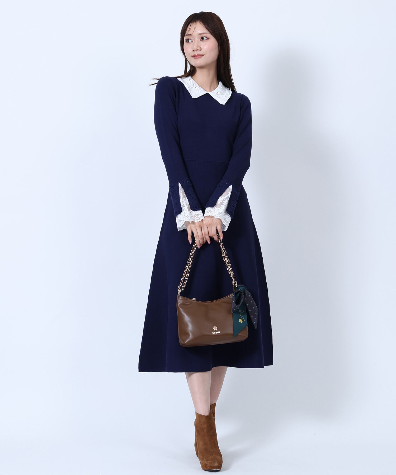 MARY QUANT「ロゴメタルチェーン ショルダー」|ショルダー・メッセンジャー|