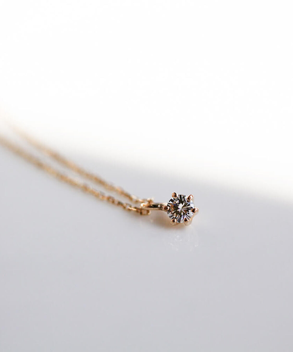  「一石 ダイヤモンド 0.05ct ネックレス | K10YG〈Web限定〉」|ネックレス|