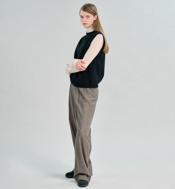 Morris & Sons「MORRIS & SONS | ジーロンラム クルーネックベスト WOMEN」|ベスト・ジレ|