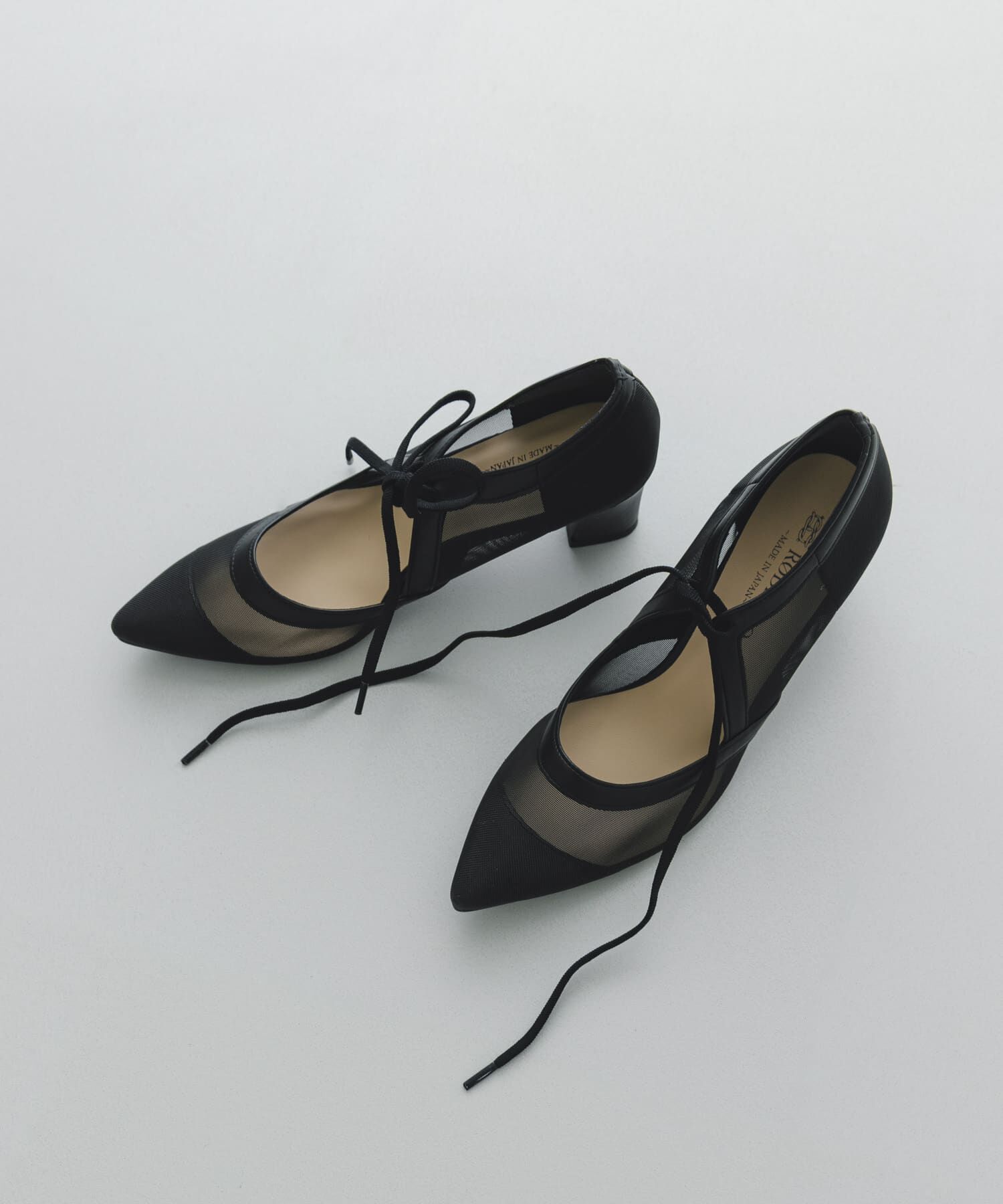 RODE SKO「『MADE IN JAPAN』チャンキーヒールリボンパンプス」|パンプス|