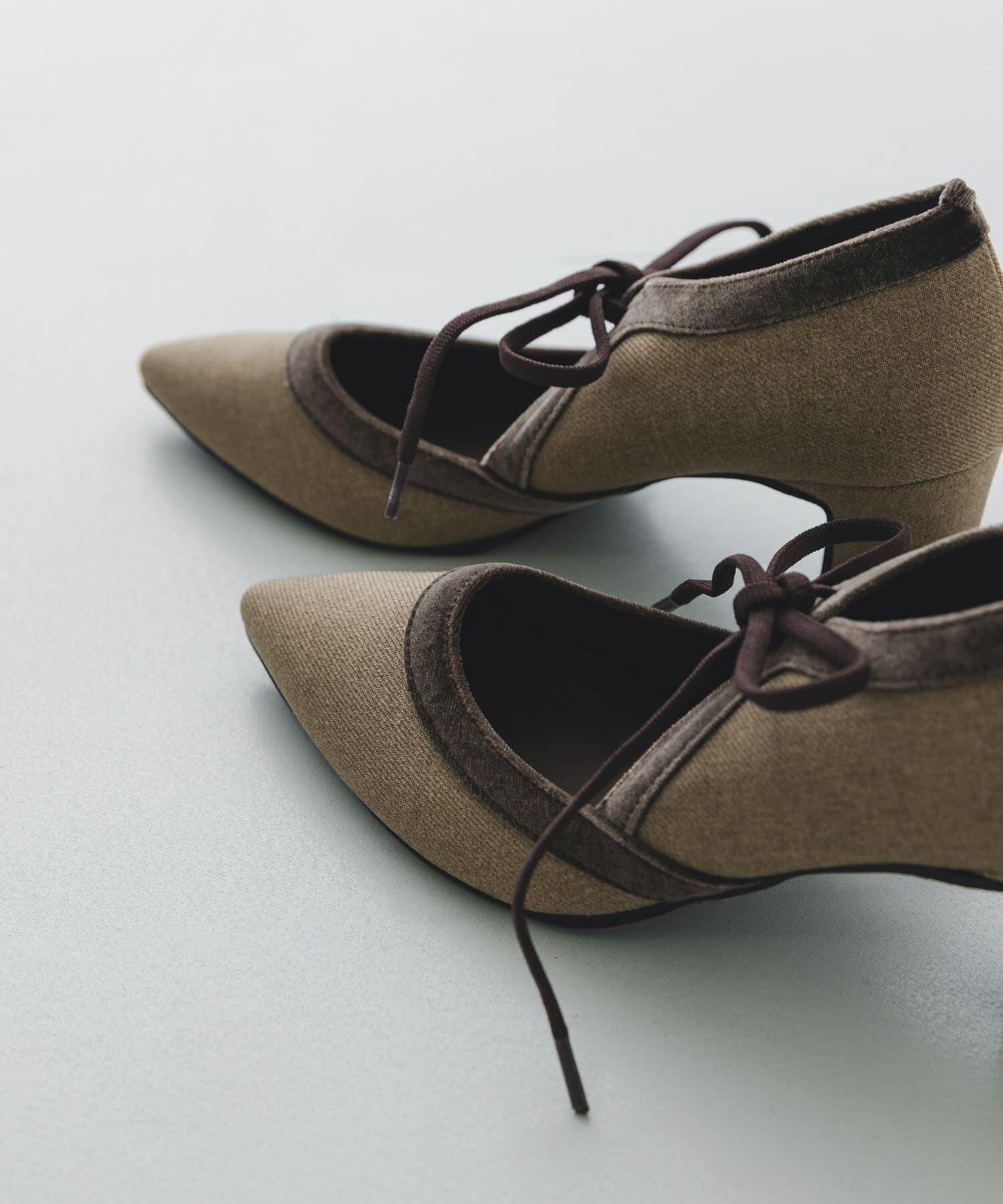 RODE SKO「『MADE IN JAPAN』チャンキーヒールリボンパンプス」|パンプス|