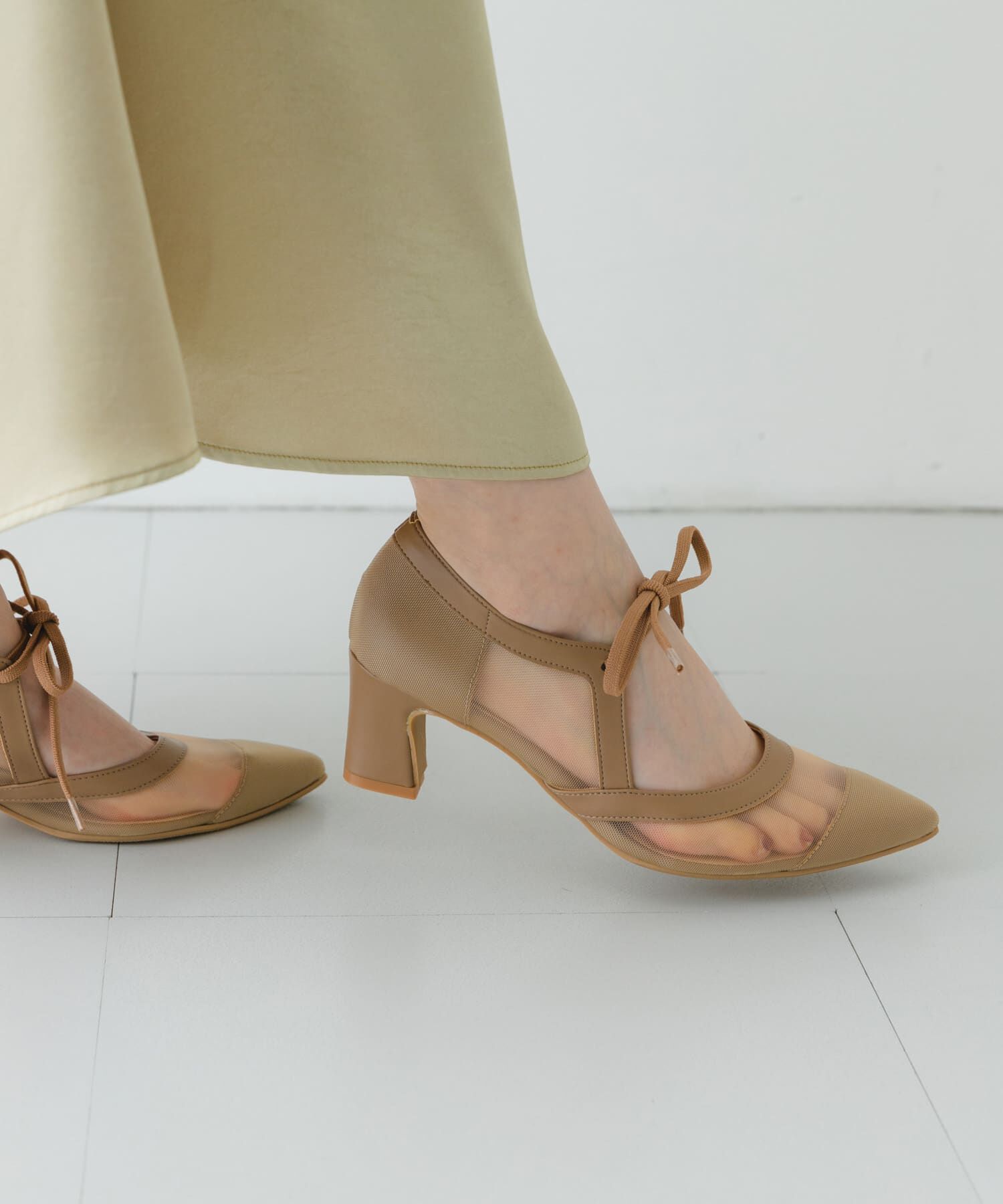 RODE SKO「『MADE IN JAPAN』チャンキーヒールリボンパンプス」|パンプス|