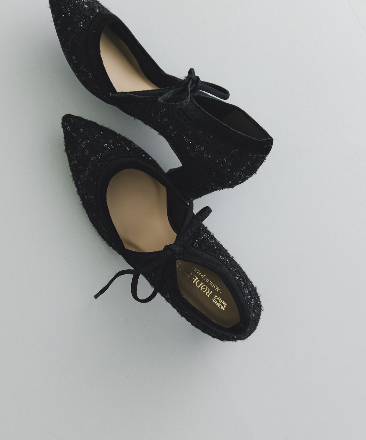 RODE SKO「『MADE IN JAPAN』チャンキーヒールリボンパンプス」|パンプス|