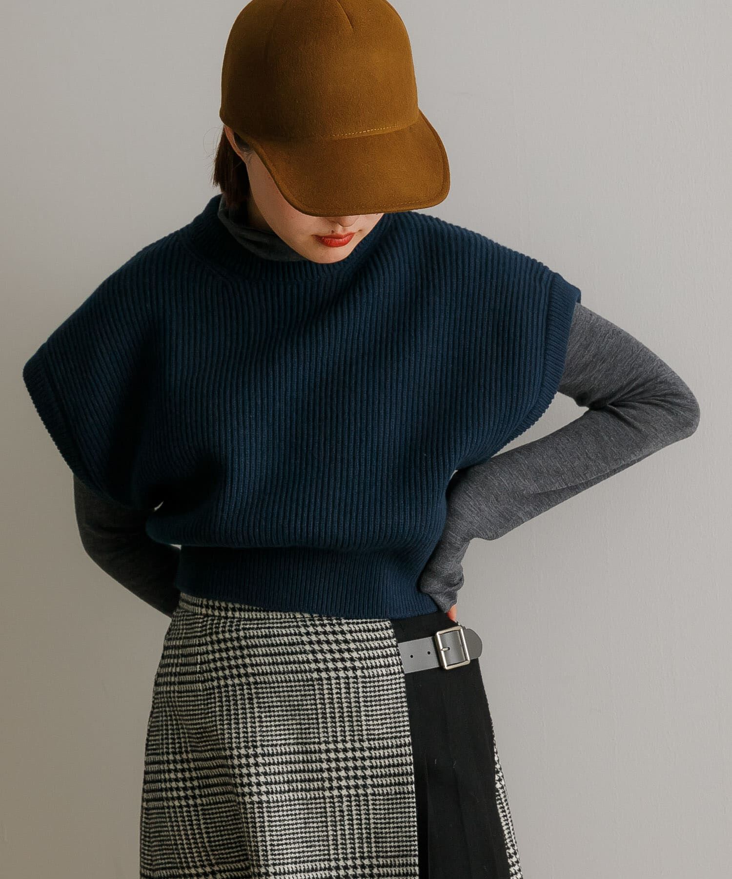 URBAN RESEARCH「『別注』ROUTINE&times;URBAN RESEARCH　WOOL KNIT VEST」|ベスト・ジレ|グリーン系その他