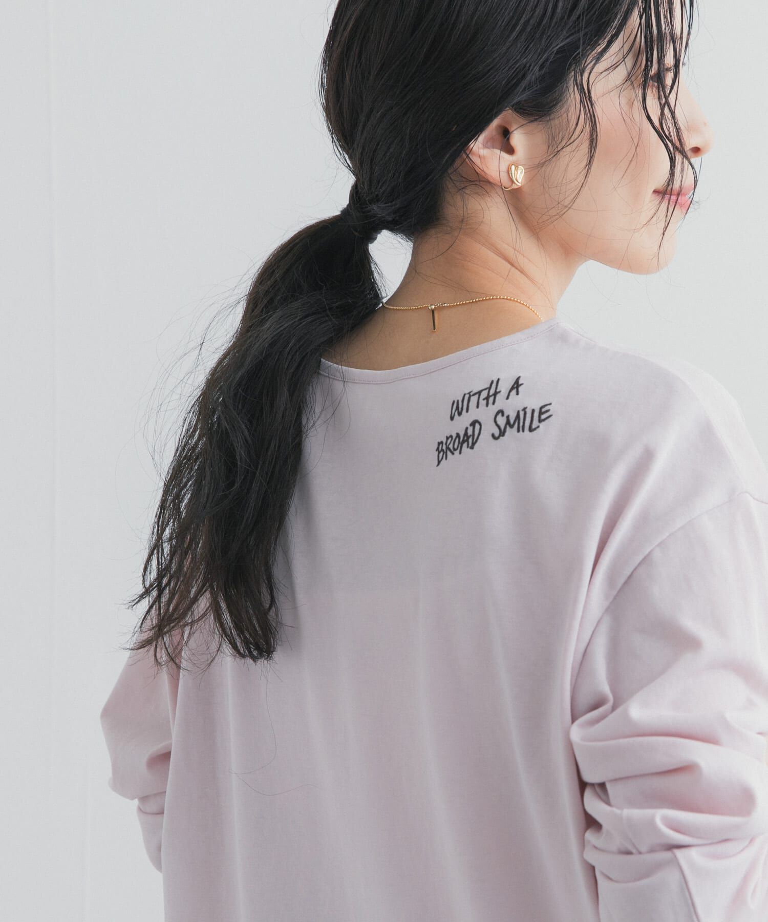URBAN RESEARCH DOORS「バック刺繍ロングスリーブTシャツ」|Tシャツ・カットソー|
