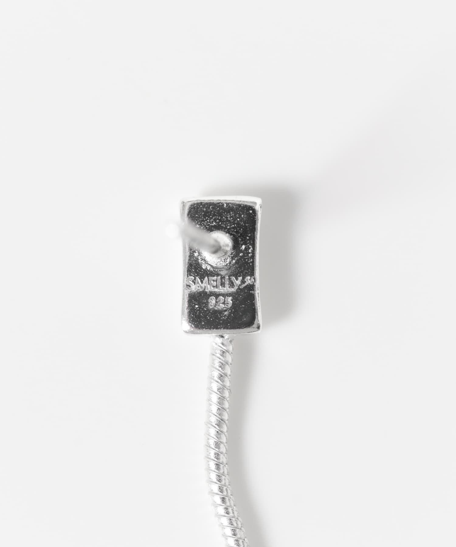 SMELLY「SMELLY so&rsquo;　minimal bar chain pierce」|ピアス|