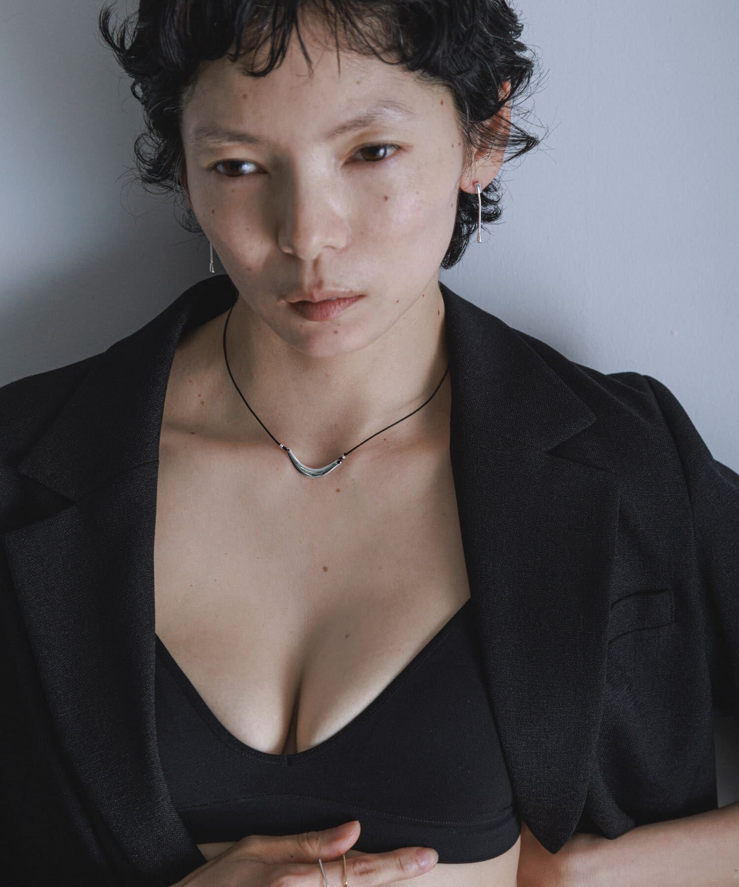 SMELLY「SMELLY so&rsquo;　curved cord necklace」|ネックレス|