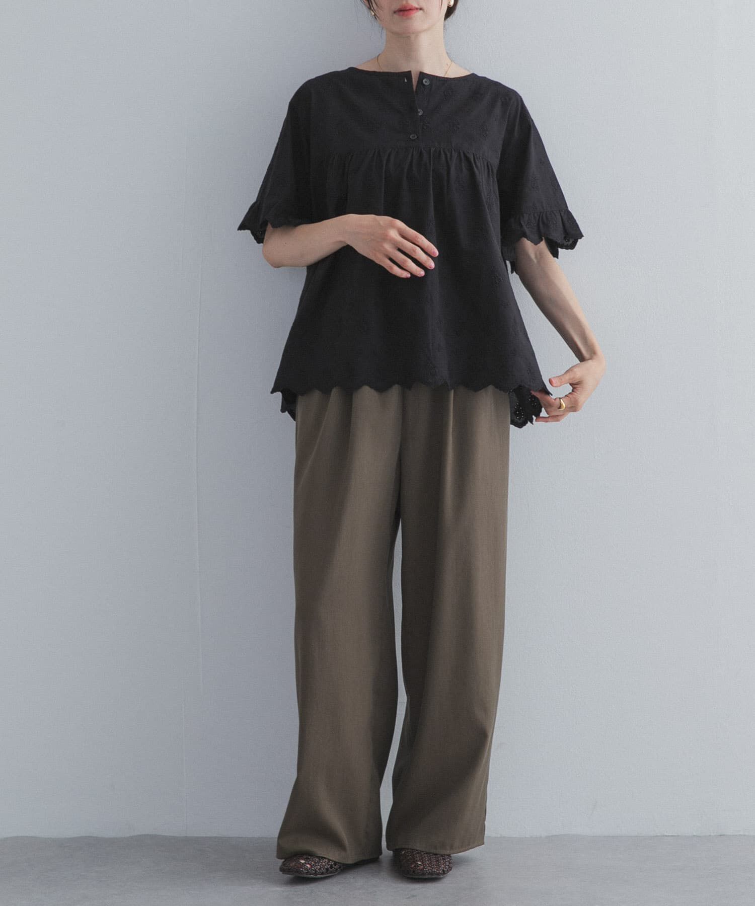 URBAN RESEARCH DOORS「アイレットレース2wayブラウス」|シャツ・ブラウス|