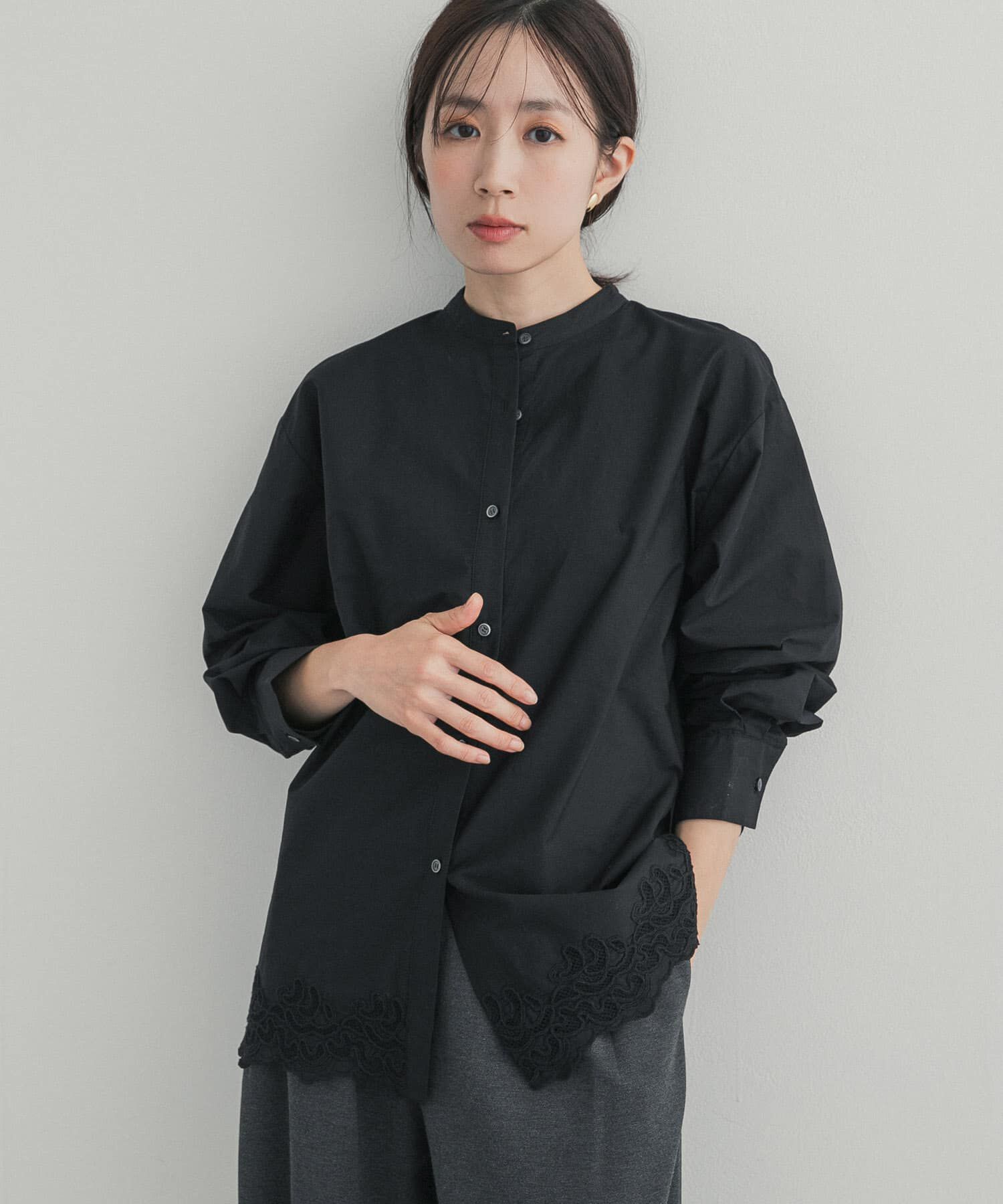 URBAN RESEARCH DOORS「裾スカラップレースブラウス」|シャツ・ブラウス|ブラック