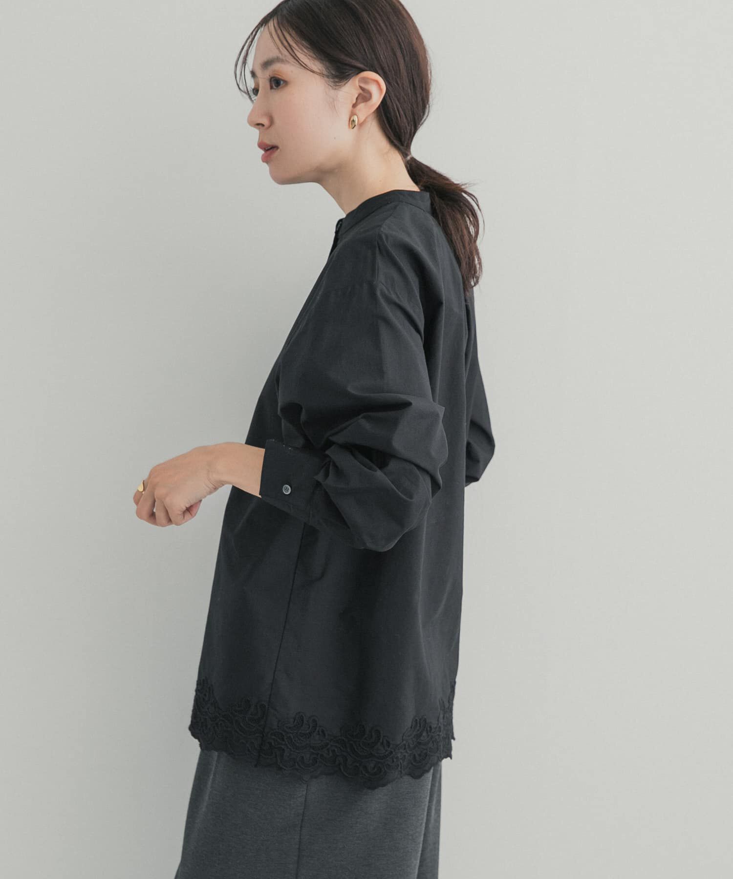 URBAN RESEARCH DOORS「裾スカラップレースブラウス」|シャツ・ブラウス|