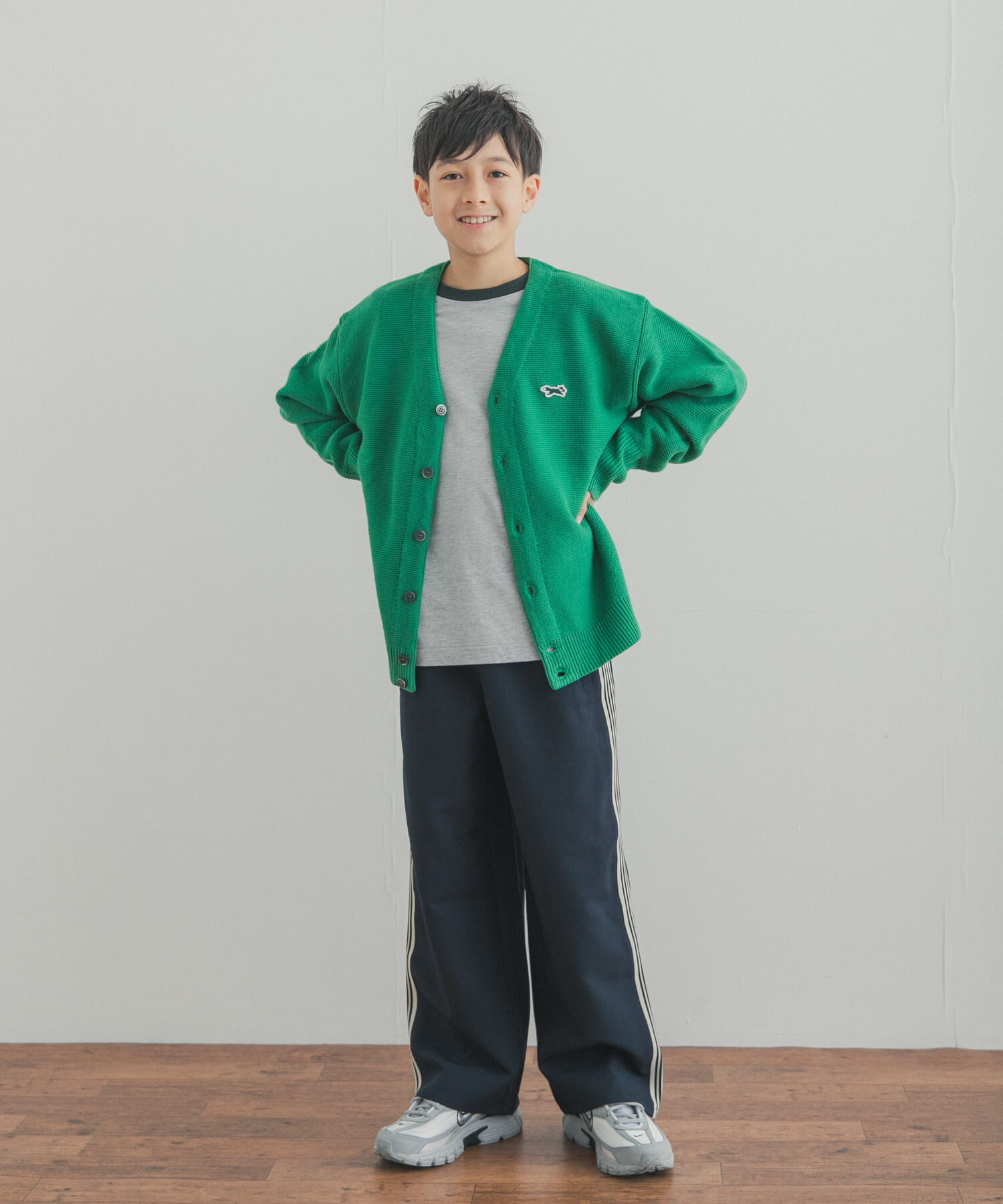 URBAN RESEARCH DOORS「『WEB/一部店舗限定ｶﾗｰ』『150ｻｲｽﾞ』『別注』PENNEYS&times;DOORS THE FOX Vﾈｯ」|ニット・セーター|