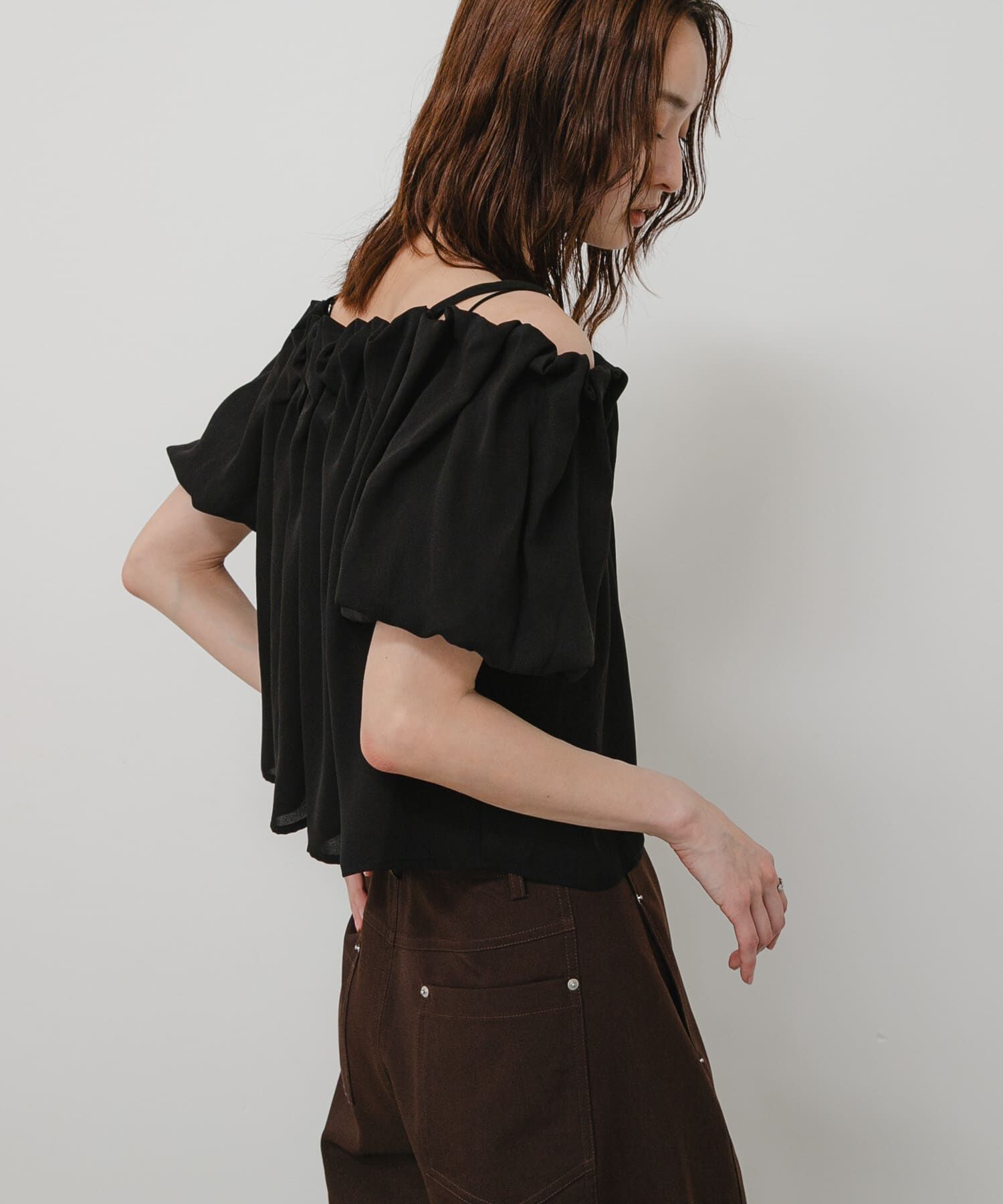 SENSE OF PLACE by URBAN RESEARCH「『WEB限定』タックオフショルブラウス」|シャツ・ブラウス|