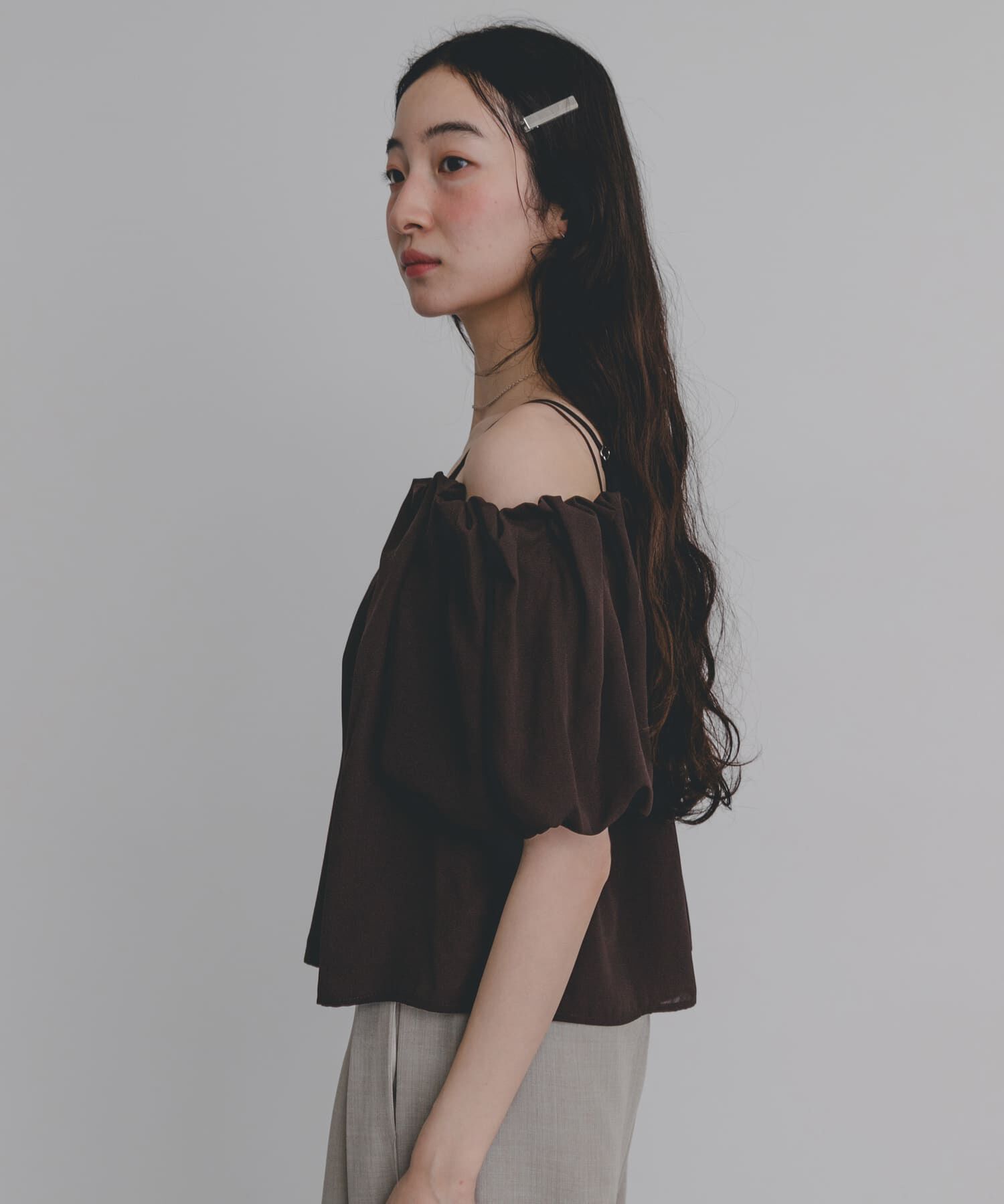 SENSE OF PLACE by URBAN RESEARCH「『WEB限定』タックオフショルブラウス」|シャツ・ブラウス|